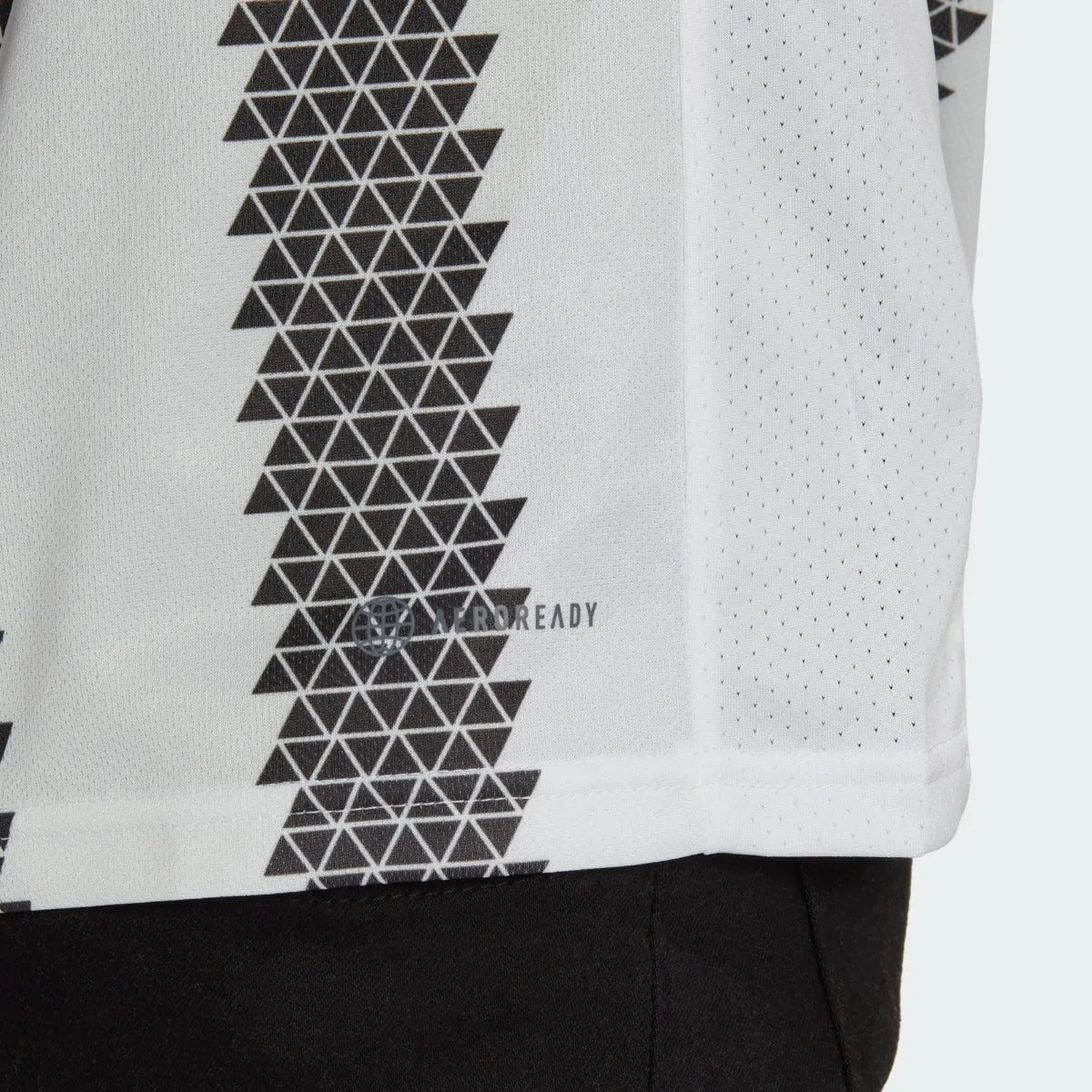 adidas 22-23 Juventus Home Jersey - White-Black (Detail 2)