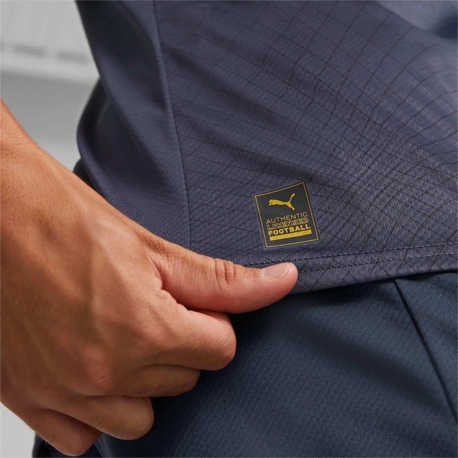 Puma 2022-23 Olympique de Marseille Away Jersey - Parisian Night (Detail 2)
