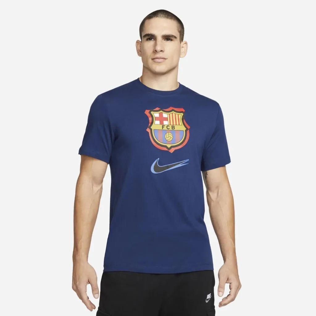 Nike 2022 FC Barcelona Crest 92Trap Tee - Blue Void (Model - Front)