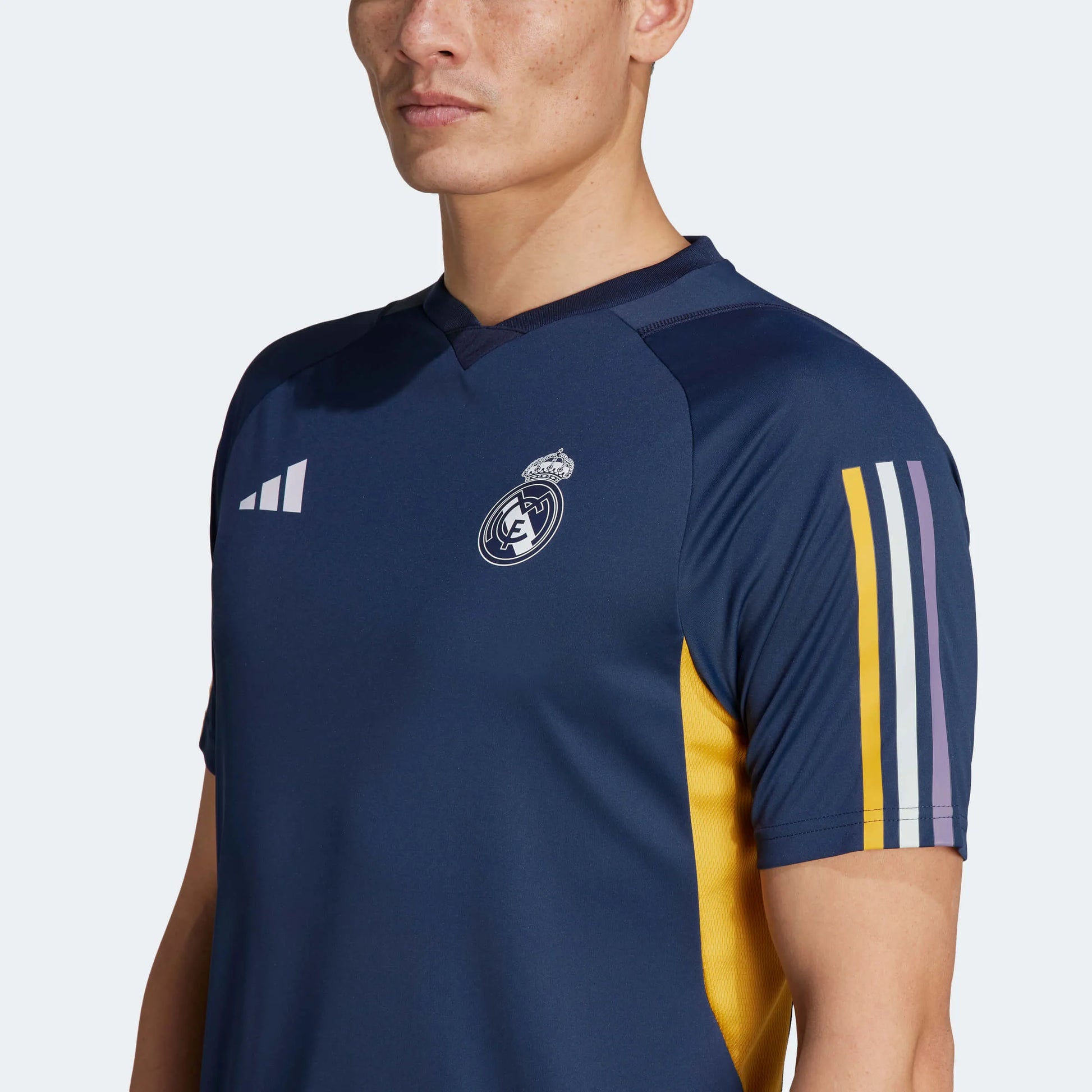 adidas 2023-24 Real Madrid men's Training Jersey (Detail 1)