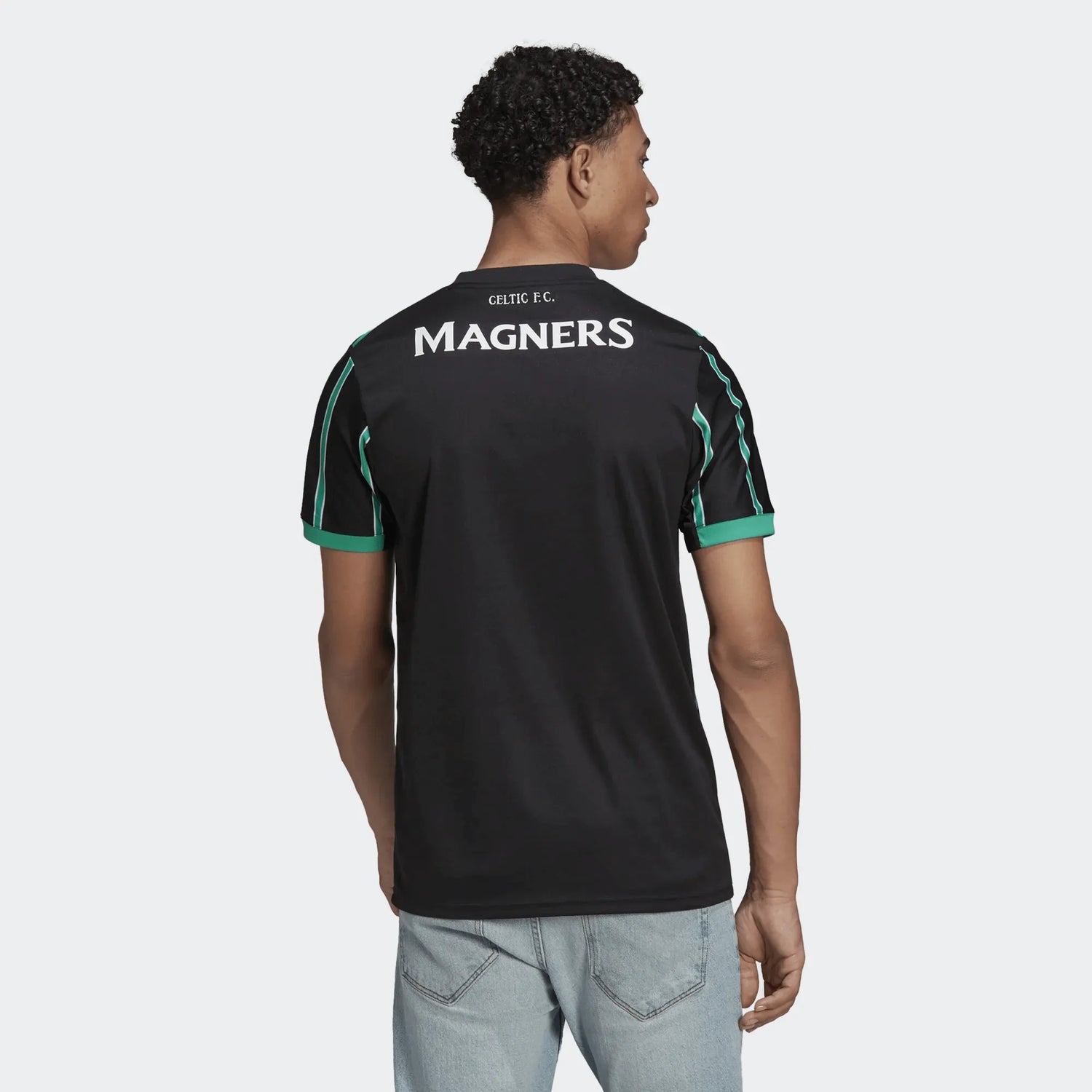 adidas 2022-23 Celtic Away Jersey - Black (Model - Back)