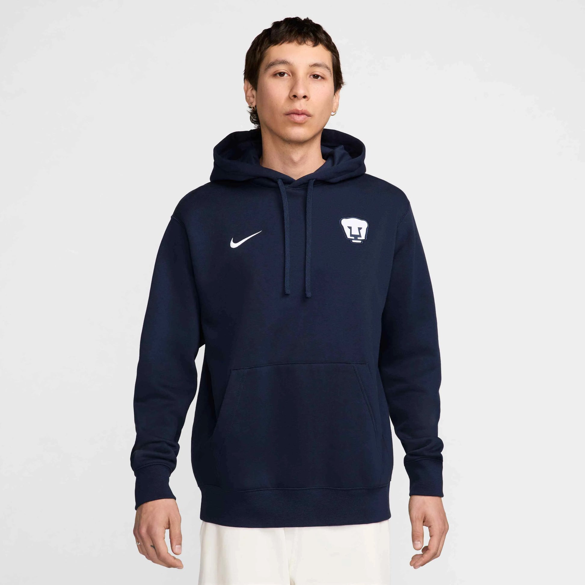 Nike 2024-25 Pumas Men's Club Pullover Hoodie (Model - Front)