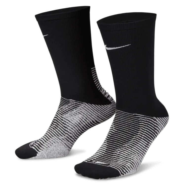 Nike Vapor Strike Black (Pair - Lateral)
