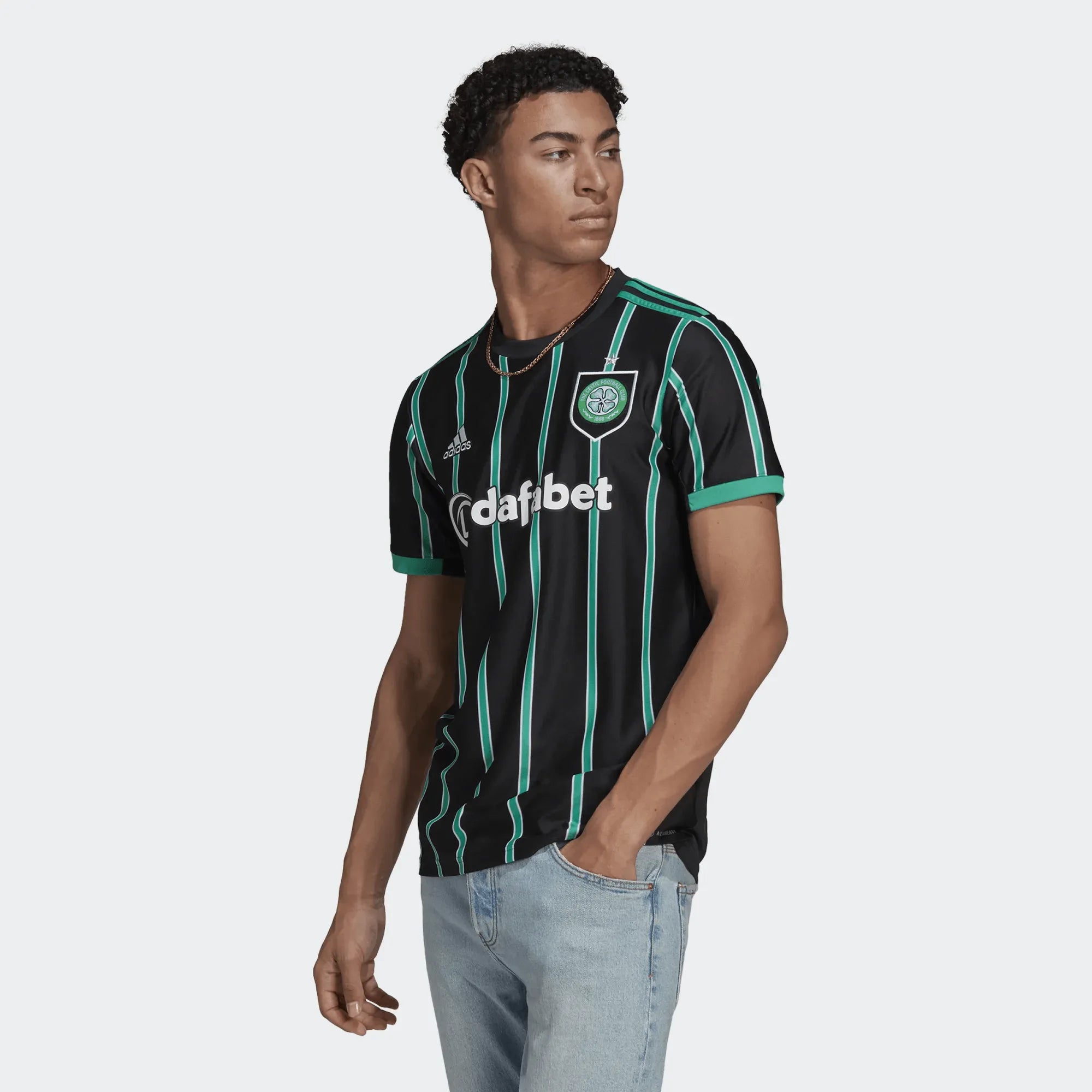 adidas 2022-23 Celtic Away Jersey - Black (Model - Front)