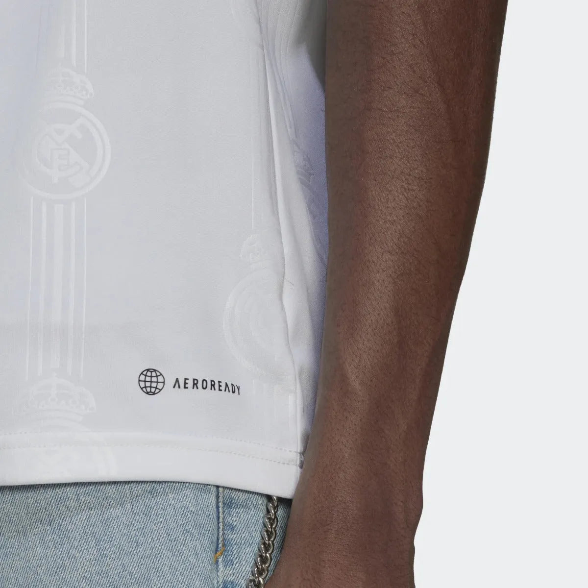 adidas 2022-23 Real Madrid Home Jersey - White (Detail 3)