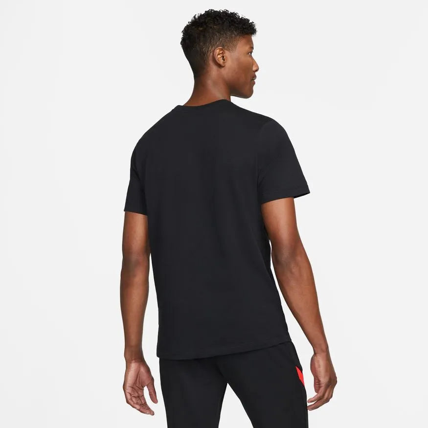 Nike 2022 Liverpool  NK Crest SS Tee - Black (Model - Back)