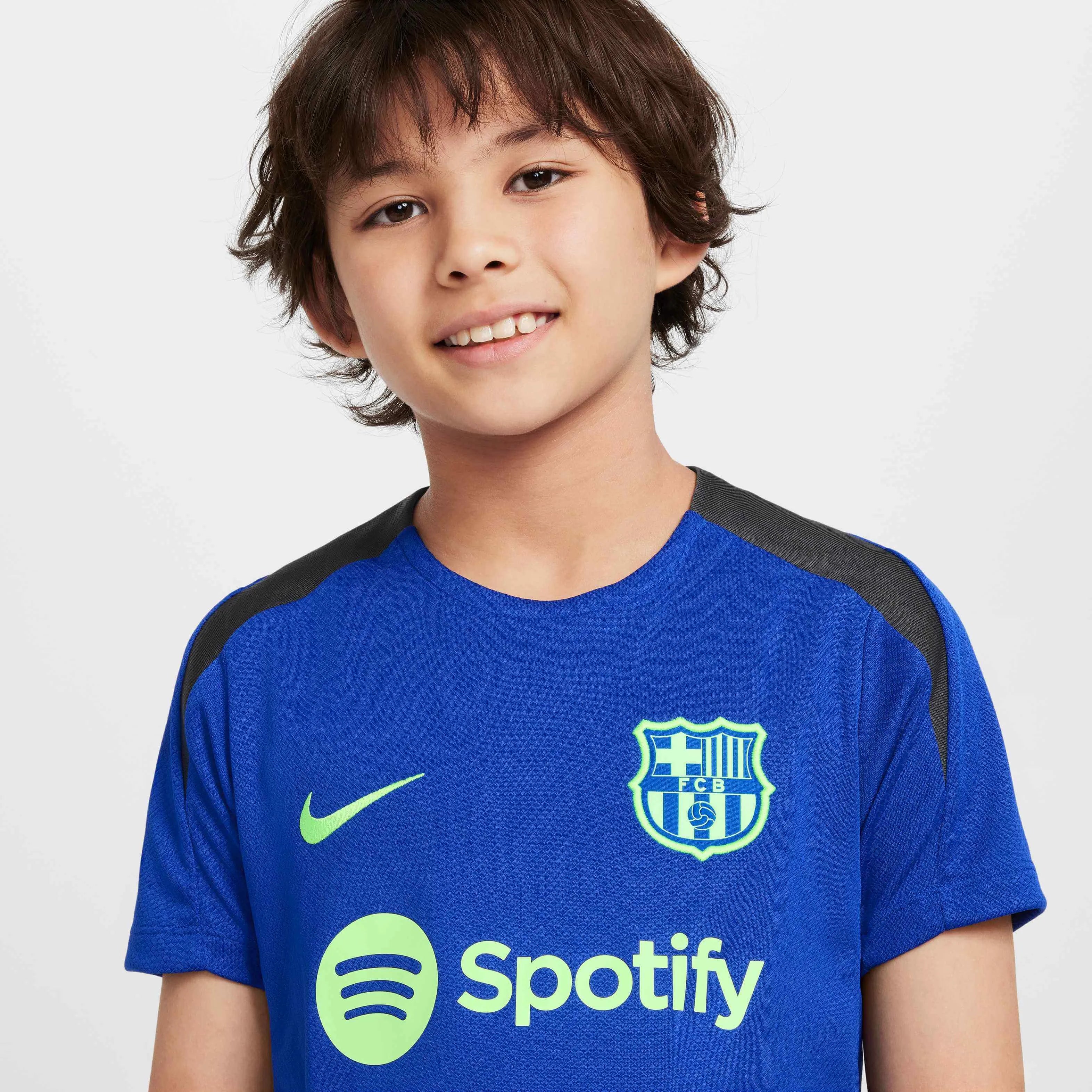 Nike 2024-25 Barcelona Youth DF Strike SS Top (Detail 1)