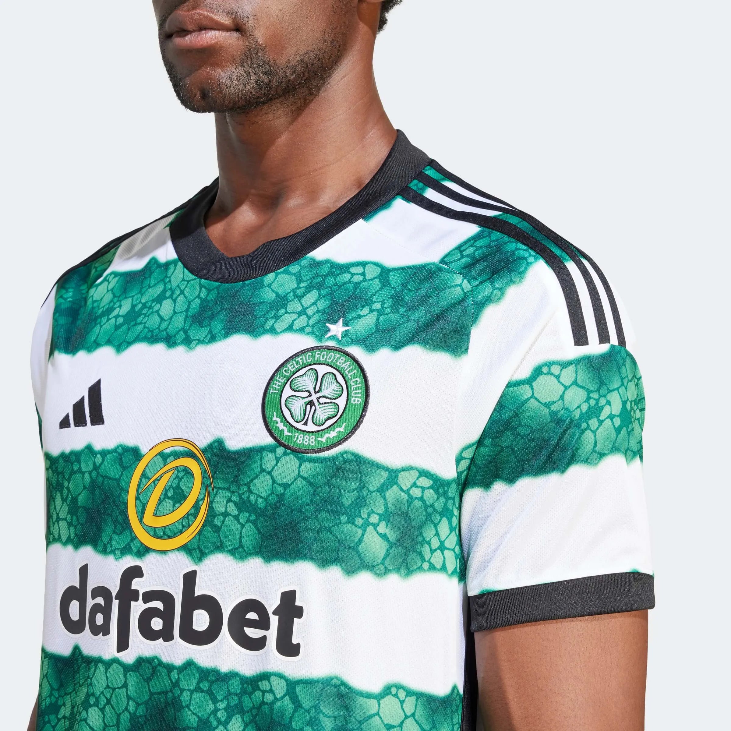 adidas 2023-24 Celtic Men's Stadium Home Jersey (Detail 1)