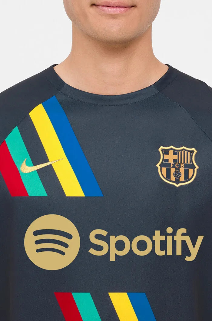 Nike Barcelona 2022-23 Pre-Match SS Top Navy-Gold (Detail 2)