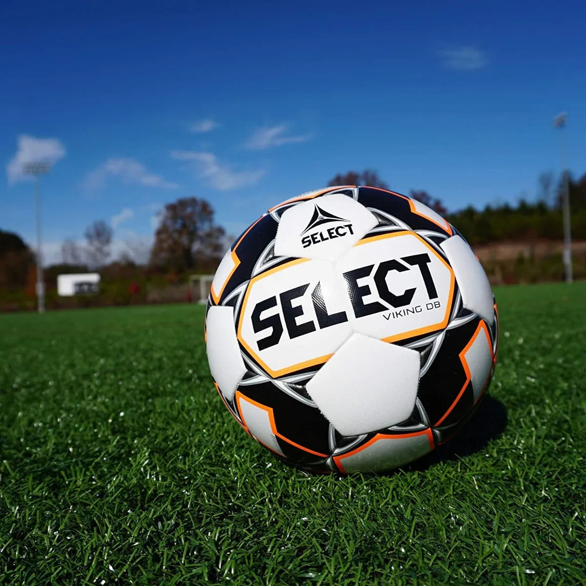 Select Viking DB V20 NFHS Ball - White-Black-Orange (Action)