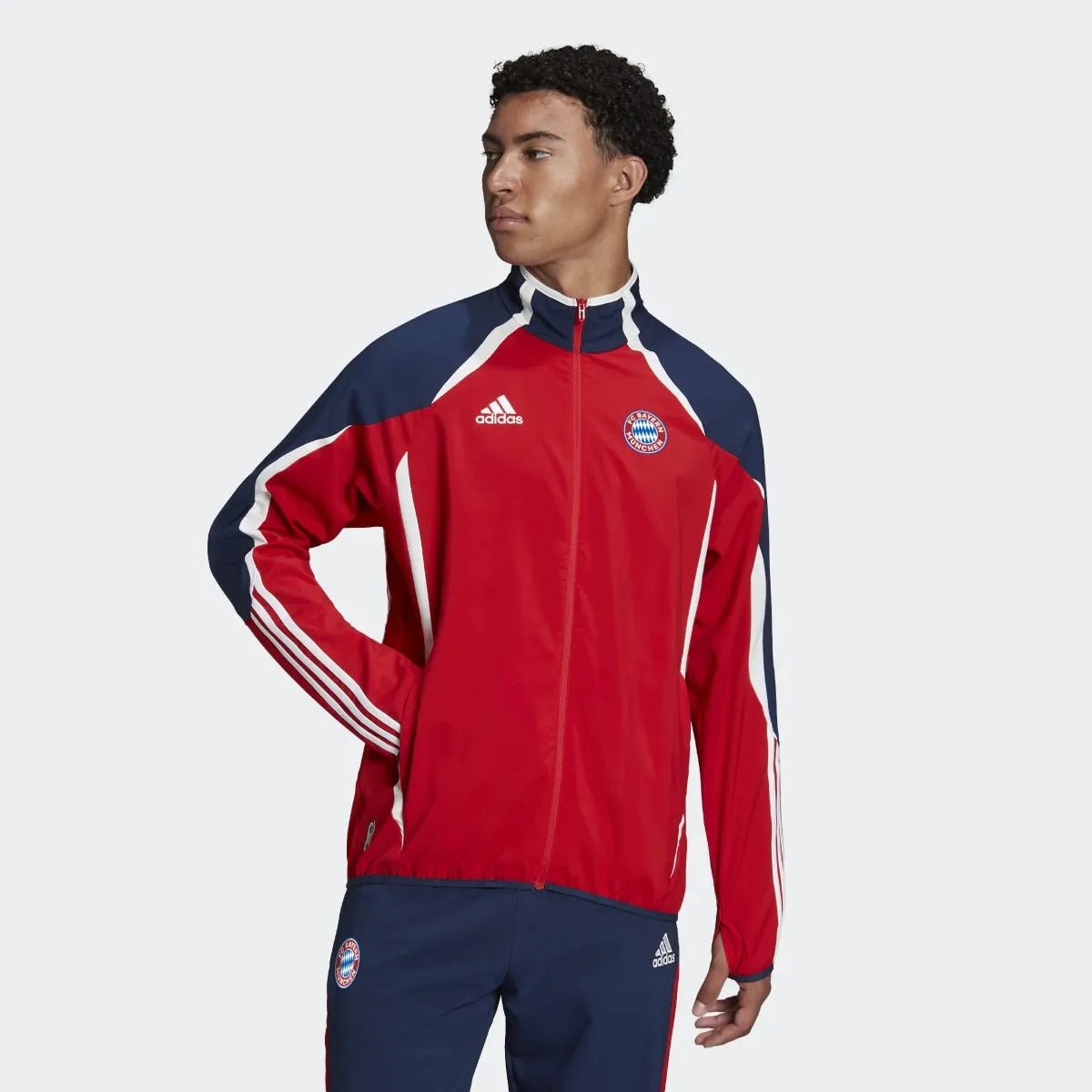 adidas 21-22 FC Bayern Munich Teamgeist Woven Jacket - True Red-Indigo (Model - Front)