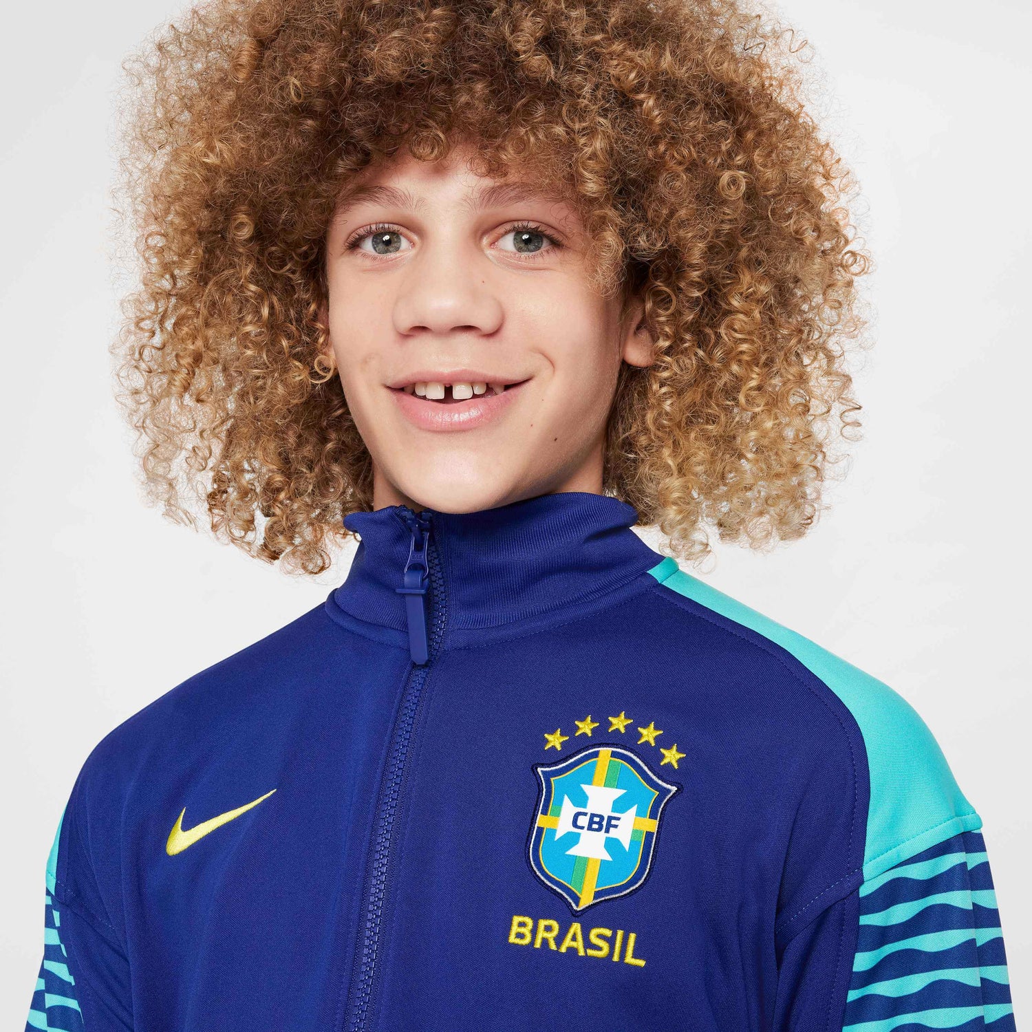 Nike 2024-25 Brazil Youth Anthem Jacket (Detail 1)