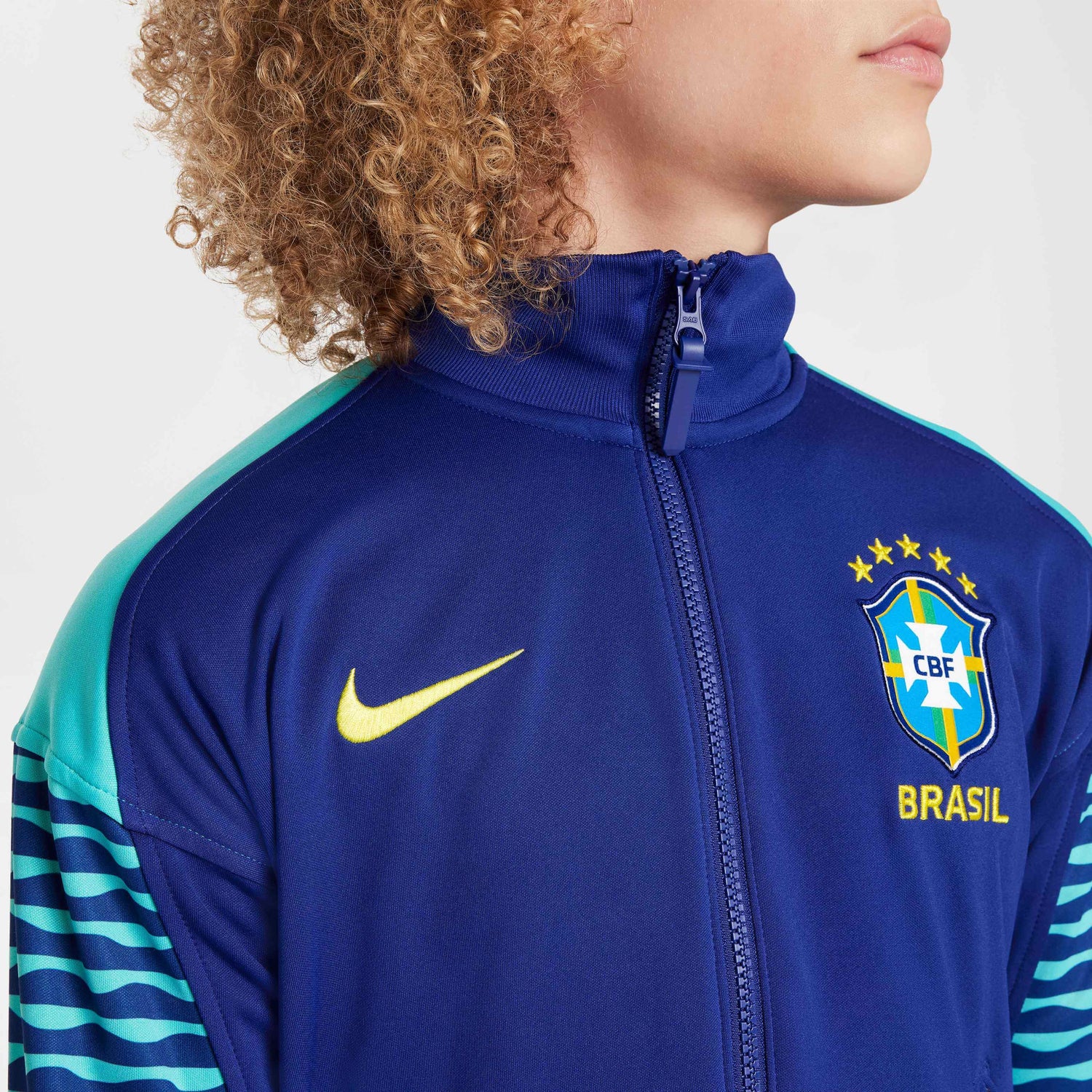 Nike 2024-25 Brazil Youth Anthem Jacket (Detail 3)