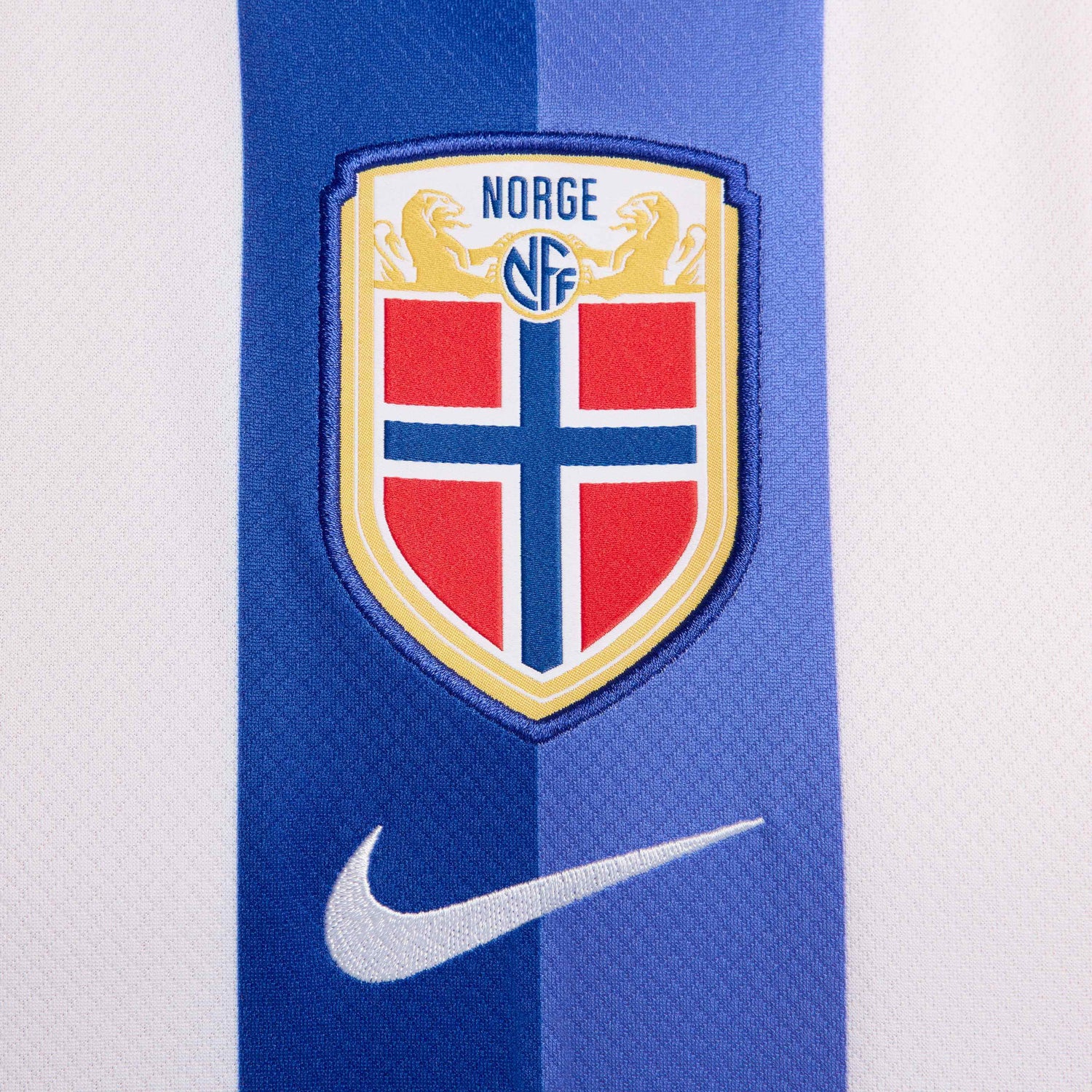 Nike 2024-25 Norway Men's Stadium Home Jersey (Detail 2)