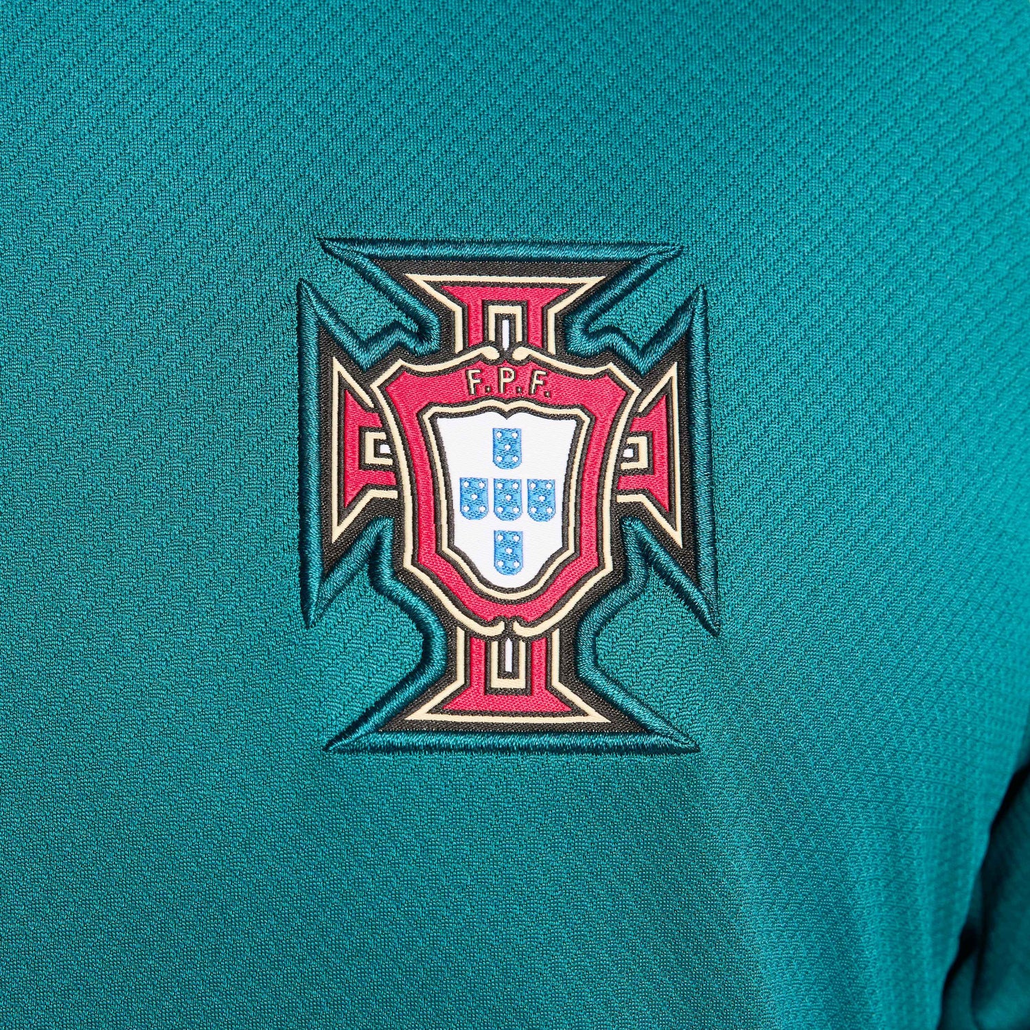 Nike 2024-25 Portugal Men's Dri-Fit Short-Sleeve Knit Top (Detail 2)