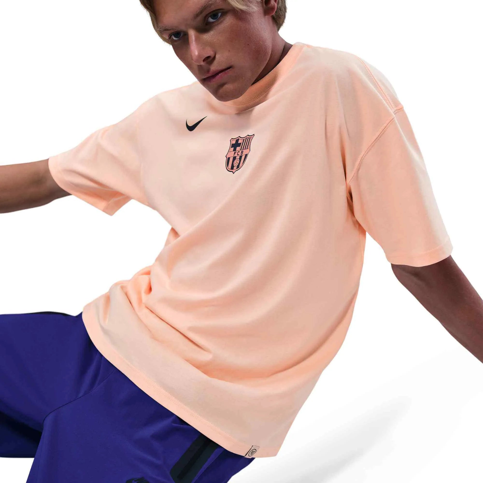 Nike 2025-26 Barcelona Men's T90 Remix Tee (Side)