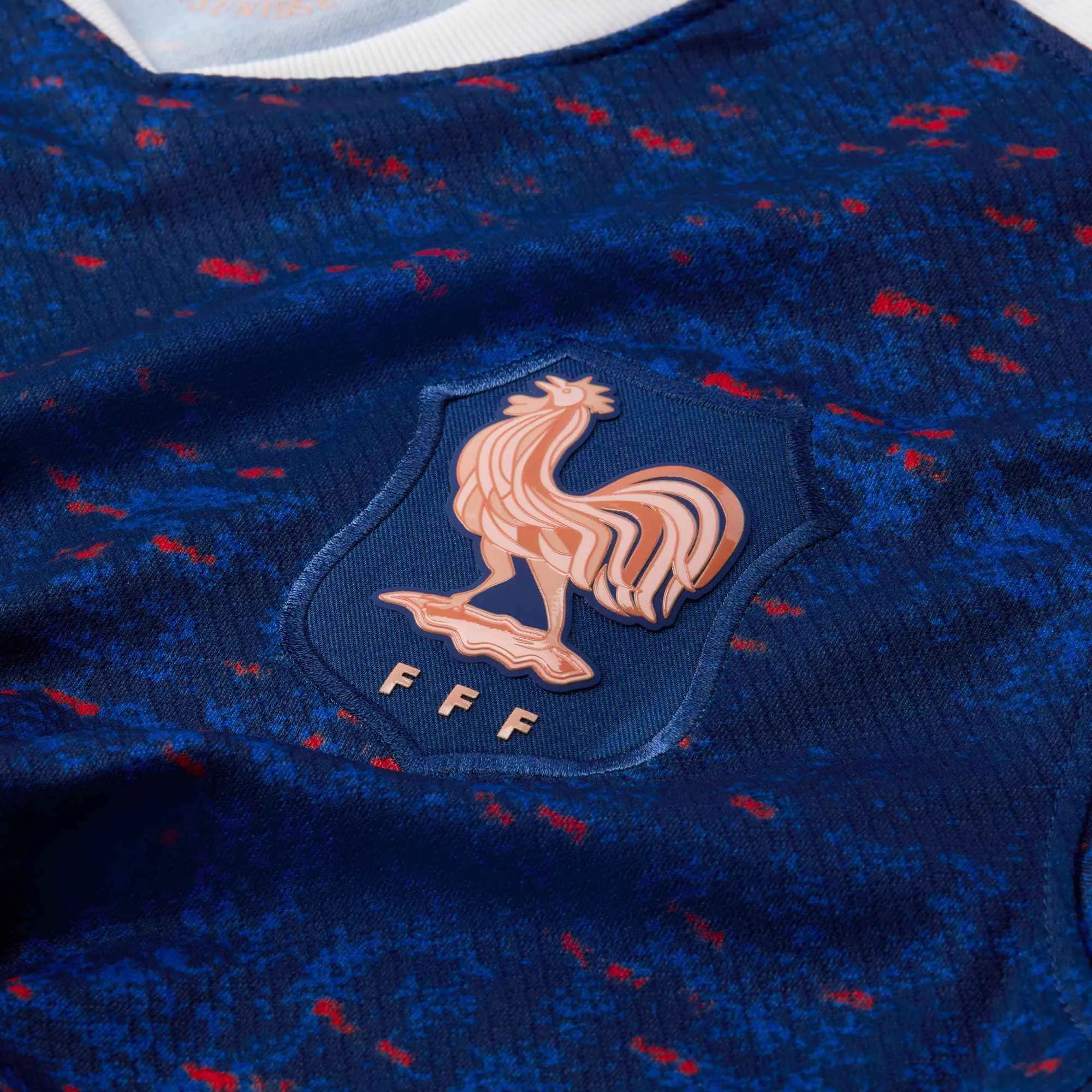 Nike 2025 France Women's Stadium Home Soccer Jersey (Detail 2)