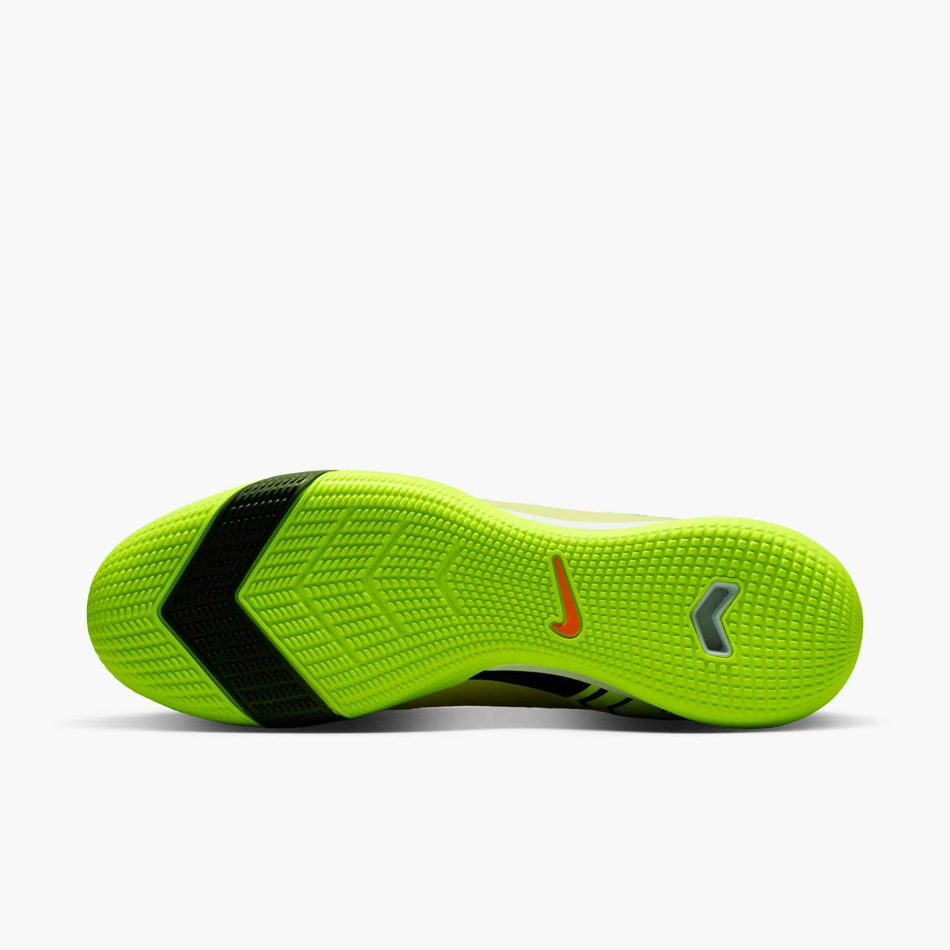 Nike Zoom Superfly 10 Academy Indoor Soccer Shoes - Max Voltage Pack (HO25) (Bottom)