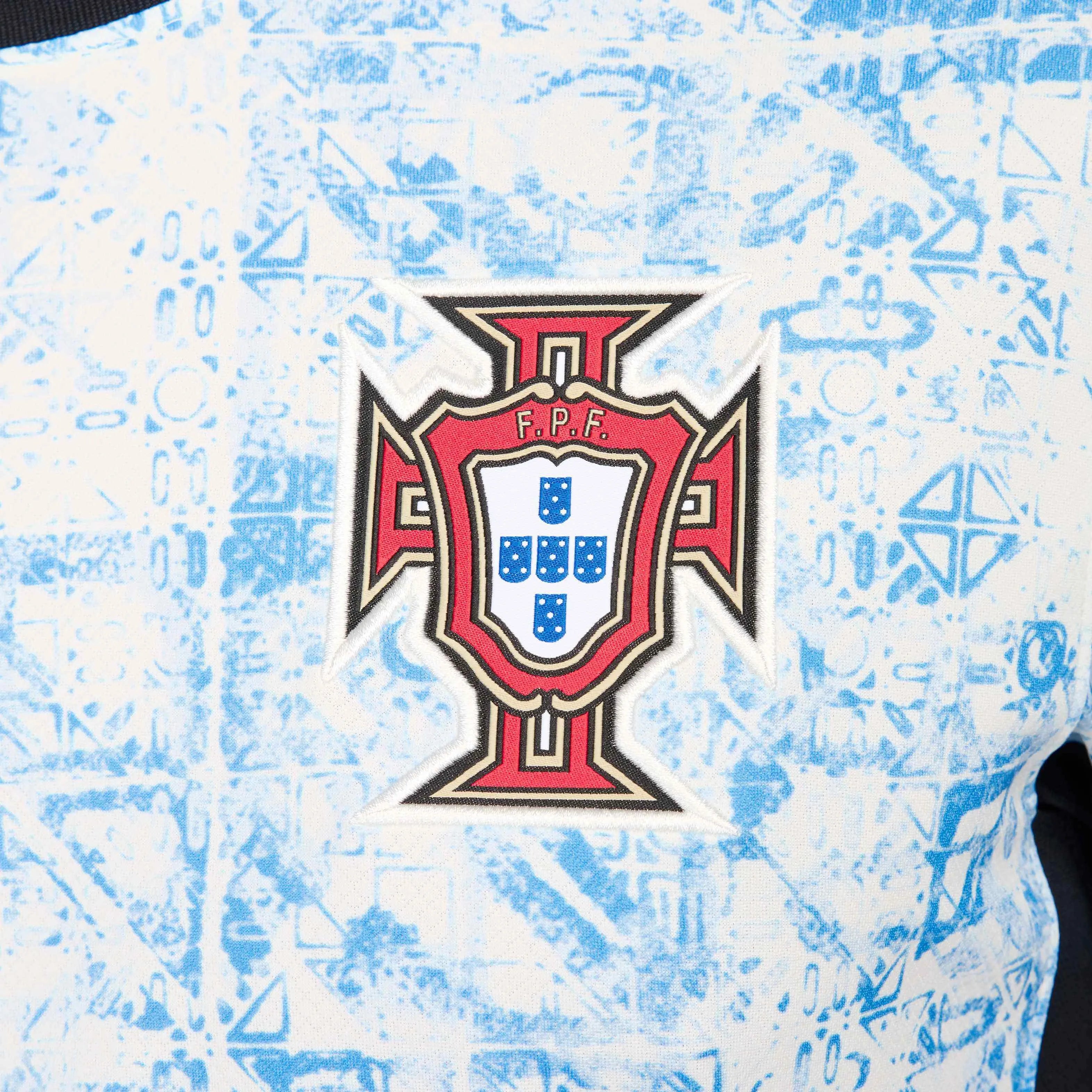 Nike 2024-25 Portugal Men's Stadium Away Jersey (Detail 4)