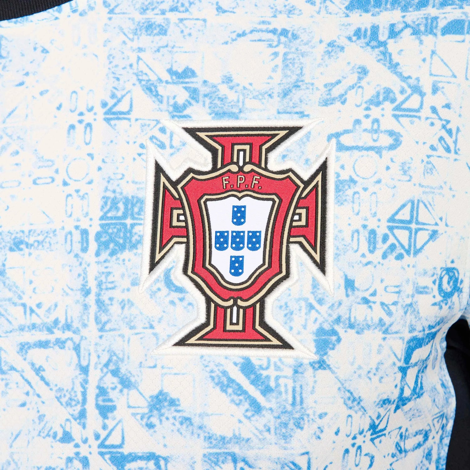 Nike 2024-25 Portugal Men's Stadium Away Jersey (Detail 4)
