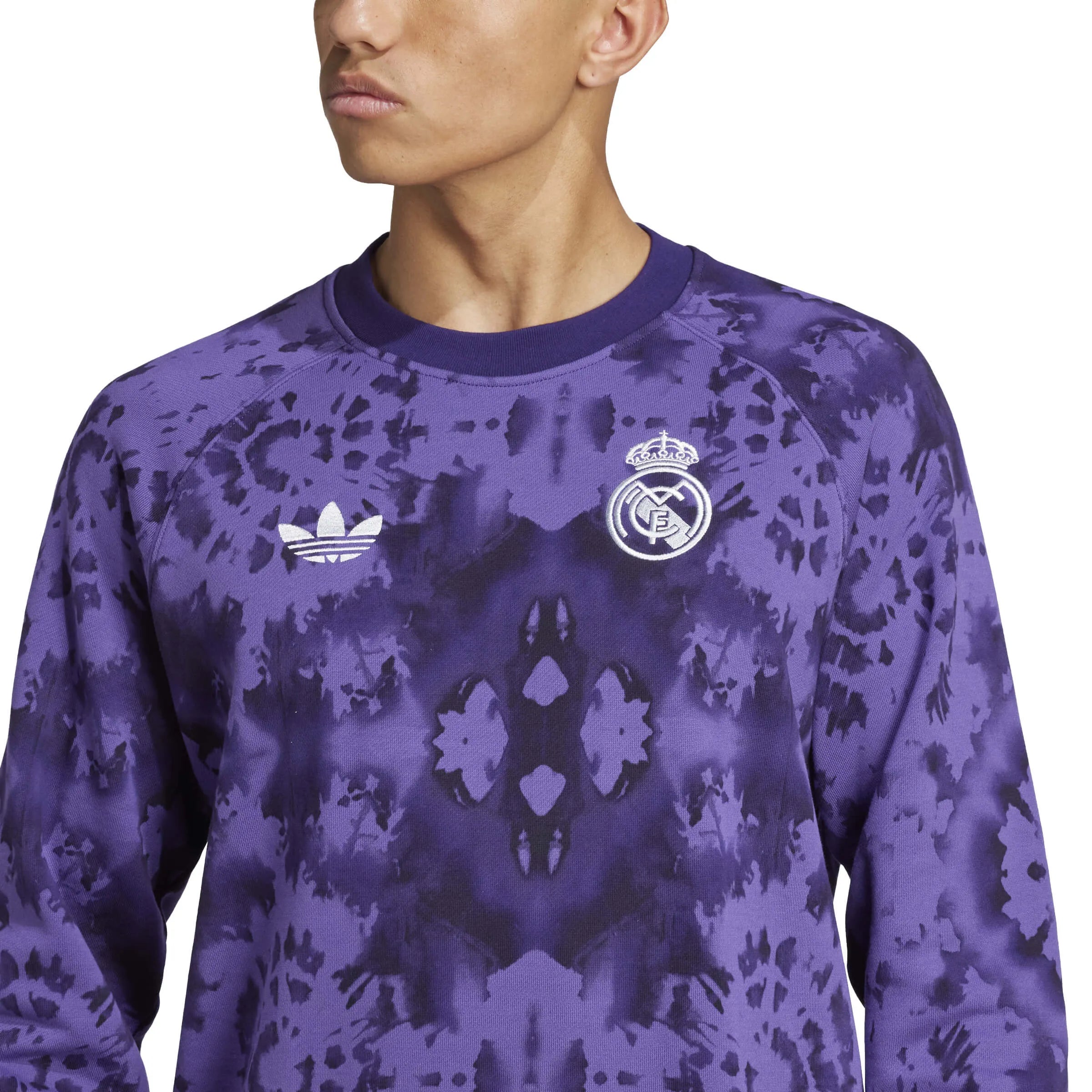 adidas 2024-25 Real Madrid Men's CNY Crewneck Sweatshirt (Detail 1)