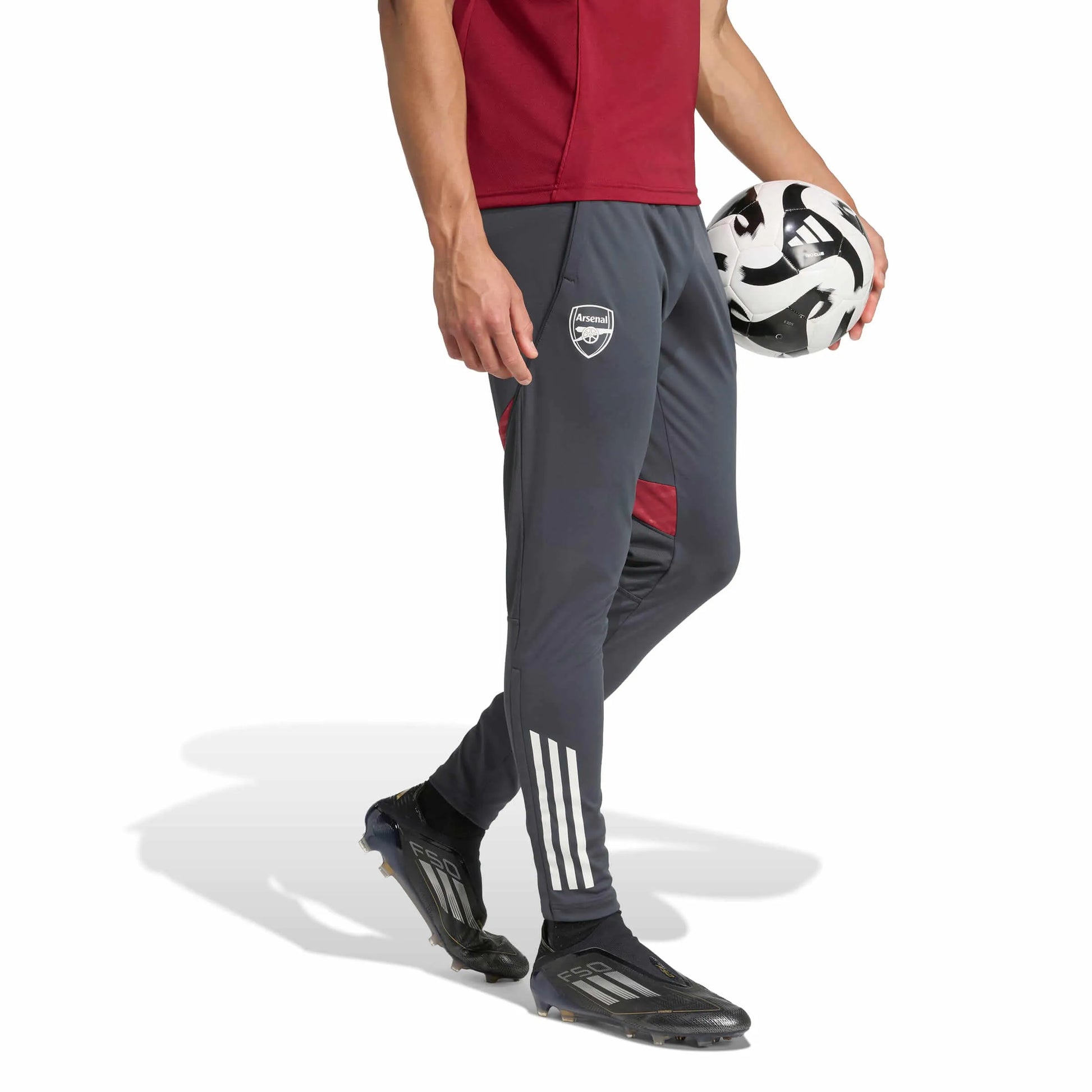 adidas 2025-26 Arsenal Men's EU Track Pants (Model - Side)