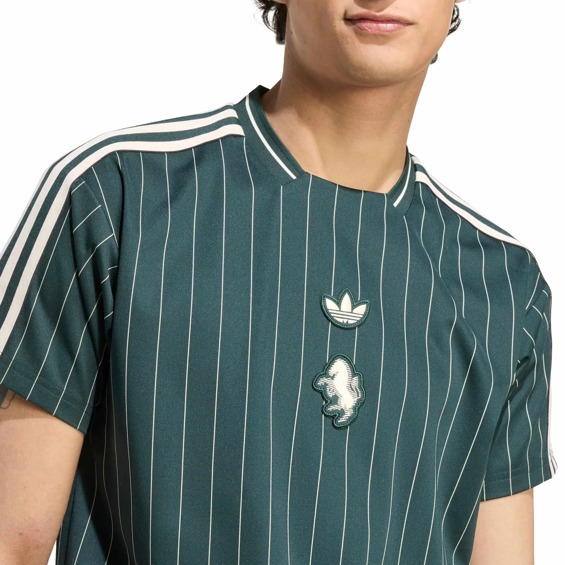 adidas 2025-26 Juventus Men's Icon Soccer Jersey (Detail 1)