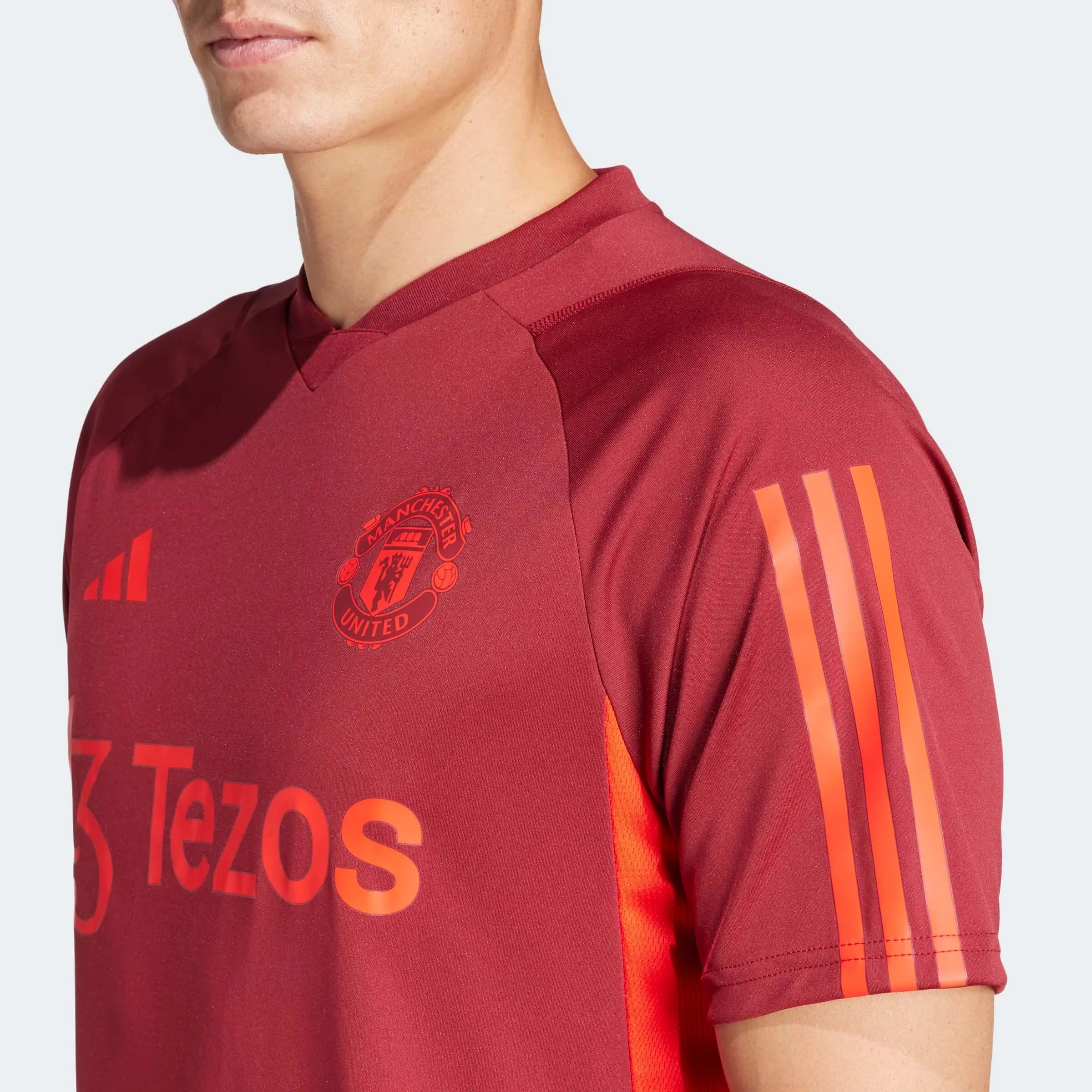 adidas 2023-24 Manchester United Men's EU Training Jersey (Detail 1)