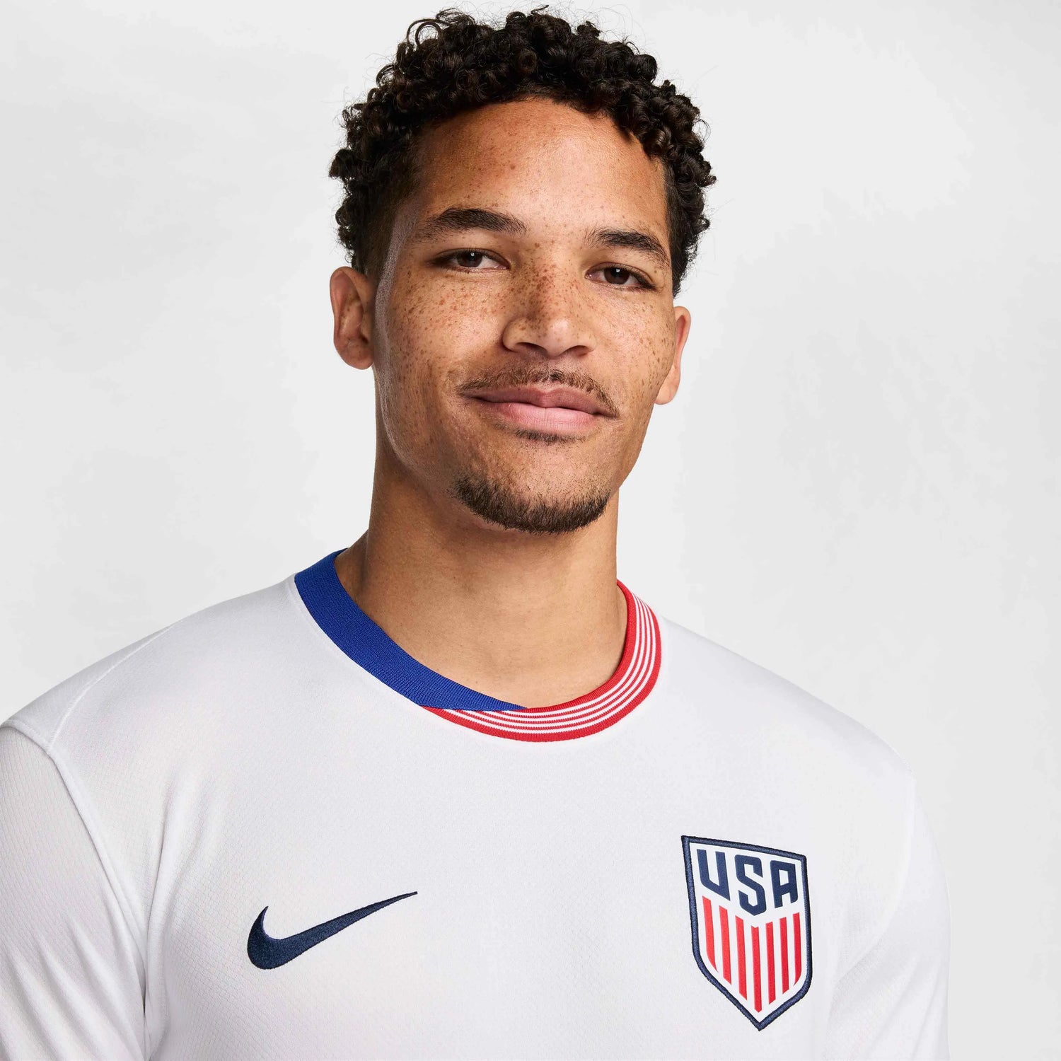 Nike 2024-25 USA Men's Stadium Home Long-Sleeve Jersey (Detail 1)