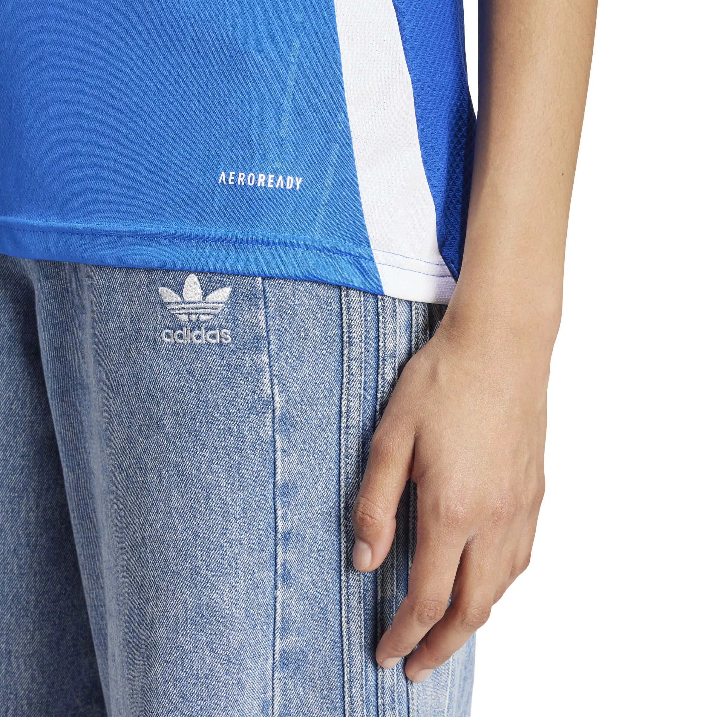 adidas 2024-25 Italy Women's Stadium Home Jersey (Detail 2)