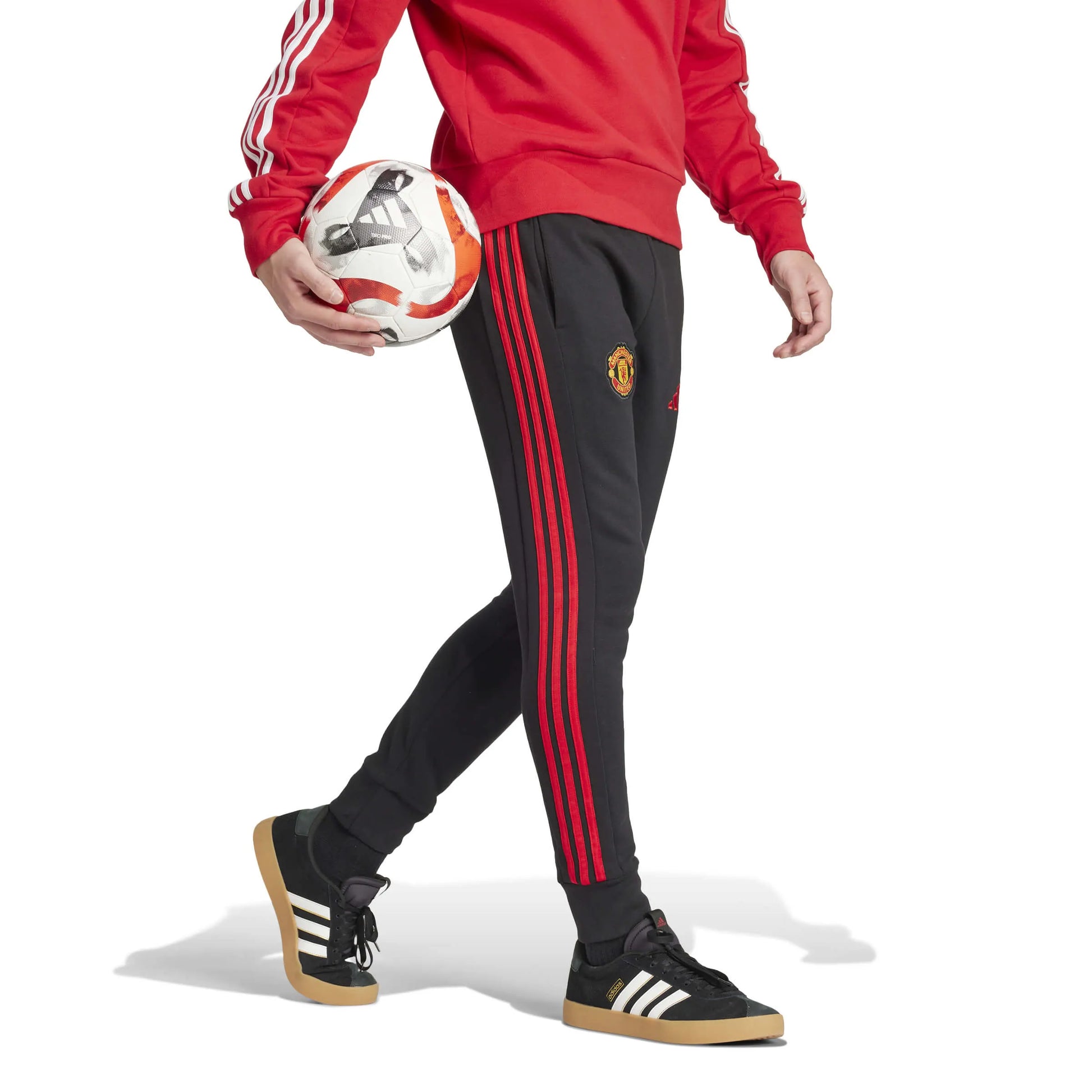 adidas 2024-25 Manchester United Men's DNA Pants (Model - Side)