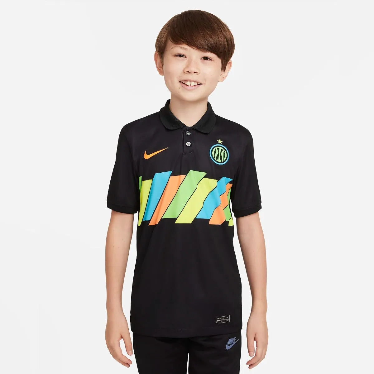 Nike 2021-22 Inter Milan Youth Stadium Third Jersey - Black (Model - Front)