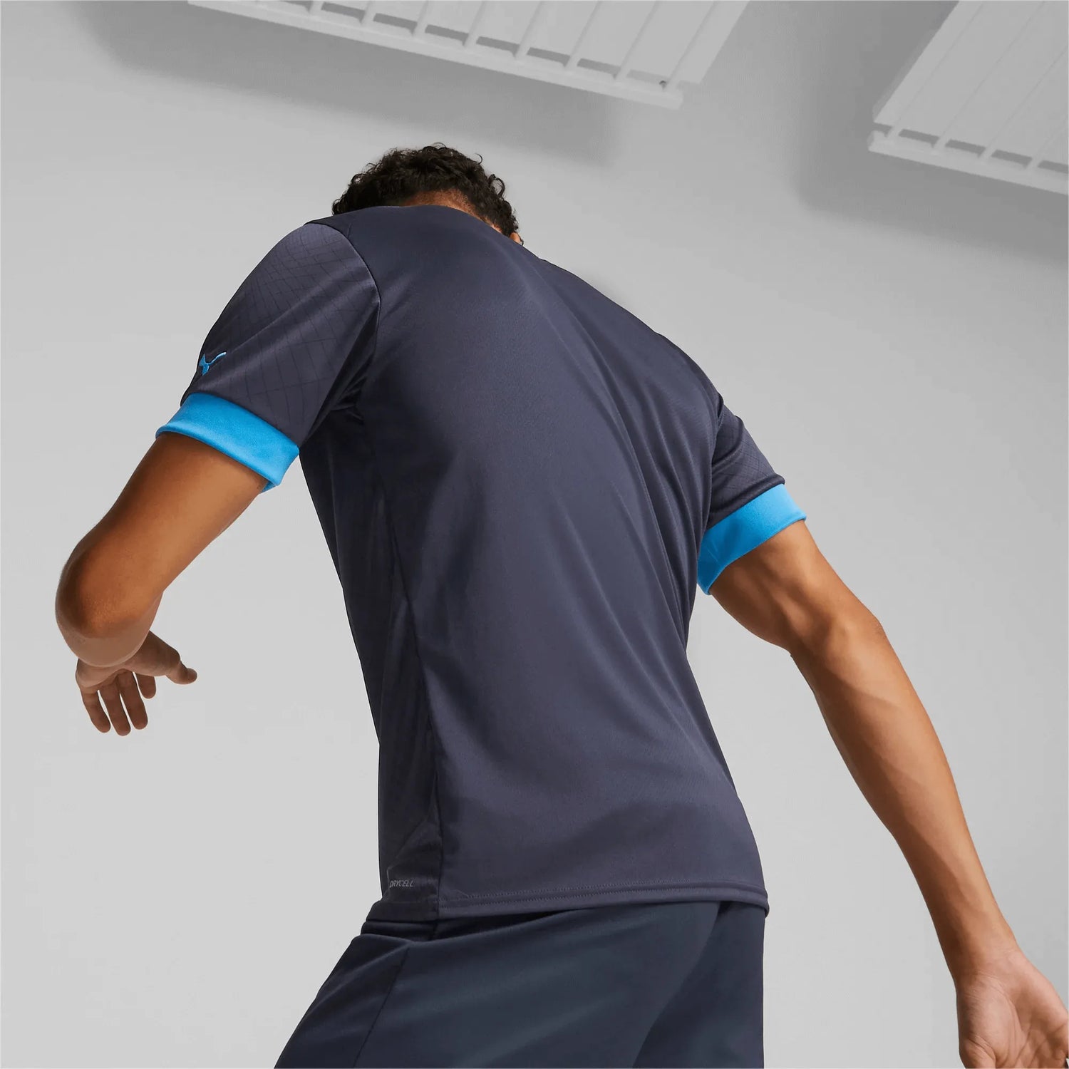 Puma 2022-23 Olympique de Marseille Away Jersey - Parisian Night (Model - Back)