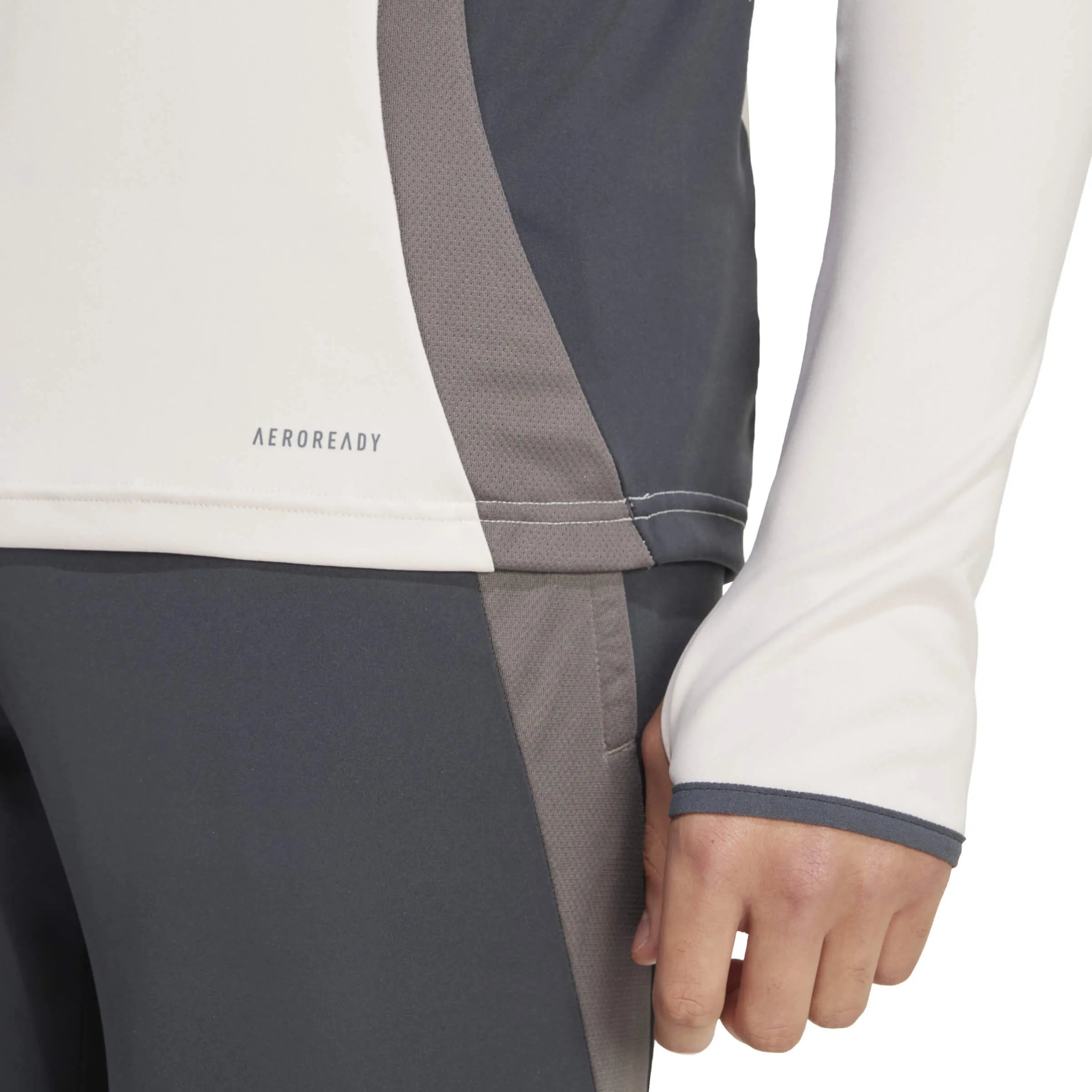 adidas 2024-25 Real Madrid Men's EU Training Top (Detail 2)