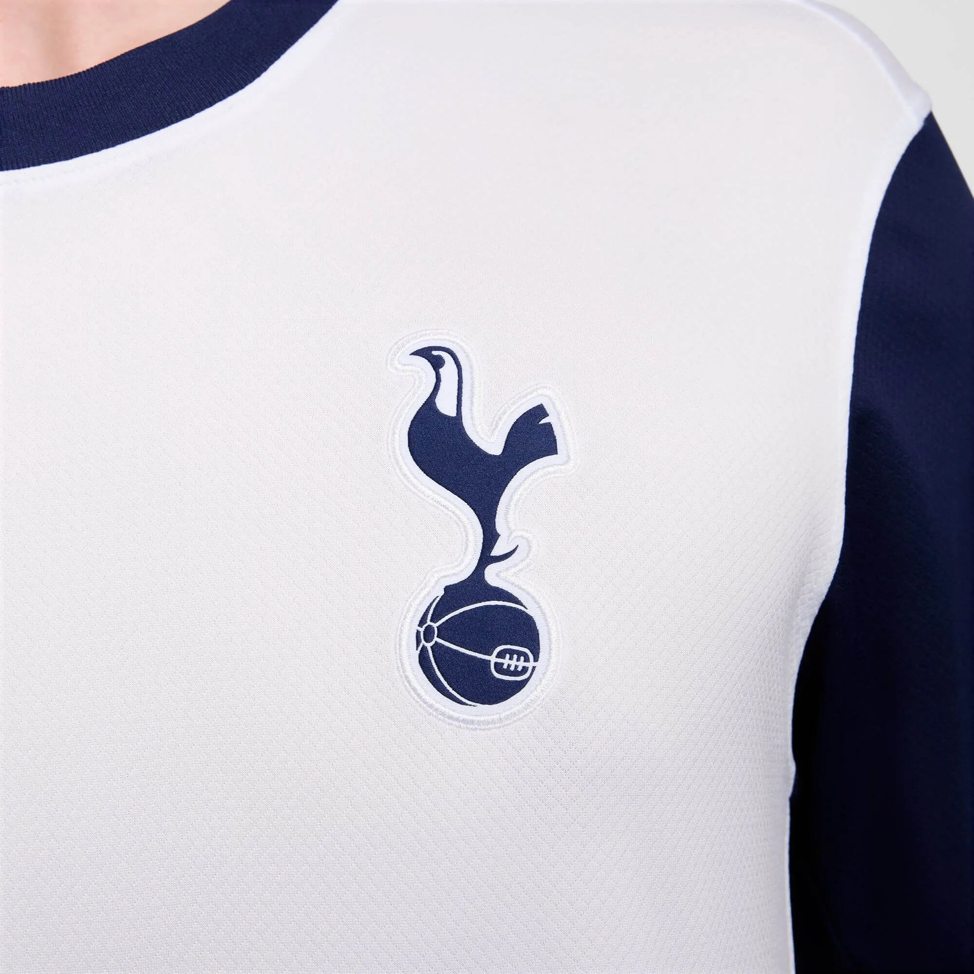 Nike 2024-25 Tottenham Men's Stadium Home Jersey (Detail 2)