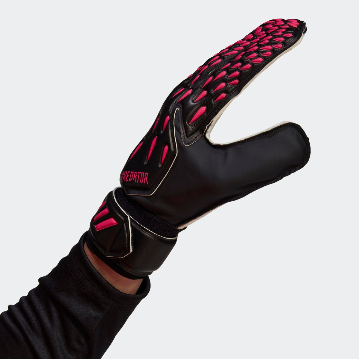 represa antecedentes Estúpido Adidas Predator Training Goalkeeper Gloves - Black-Pink