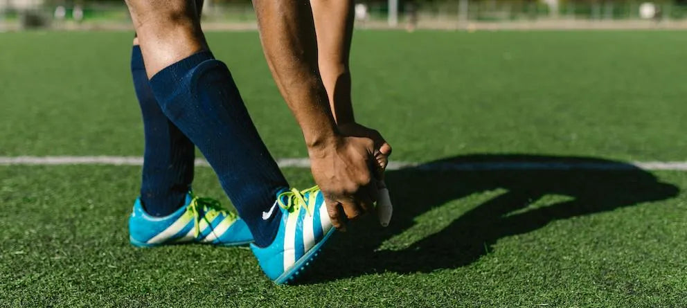 How Should Soccer Shin Guards Fit - Banner