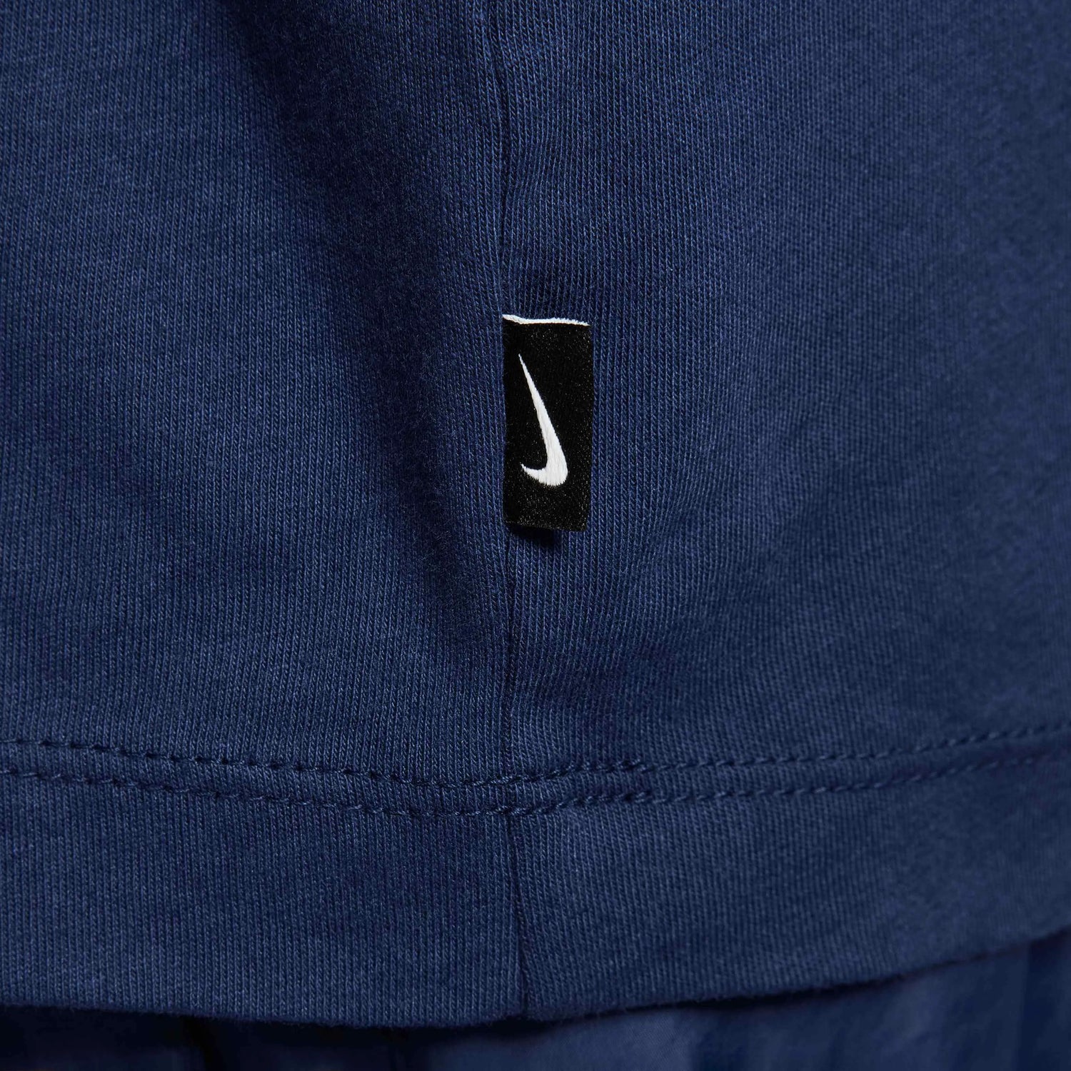 Nike 2024-25 PSG Youth Iconic Tee (Detail 5)