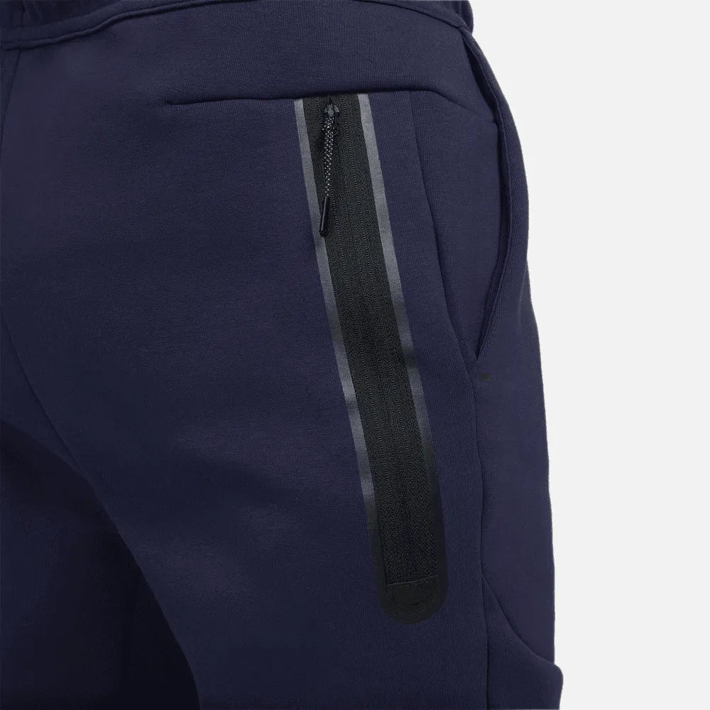 Nike 2023-24 PSG Men's Tech Fleece Pants (Detail 1)
