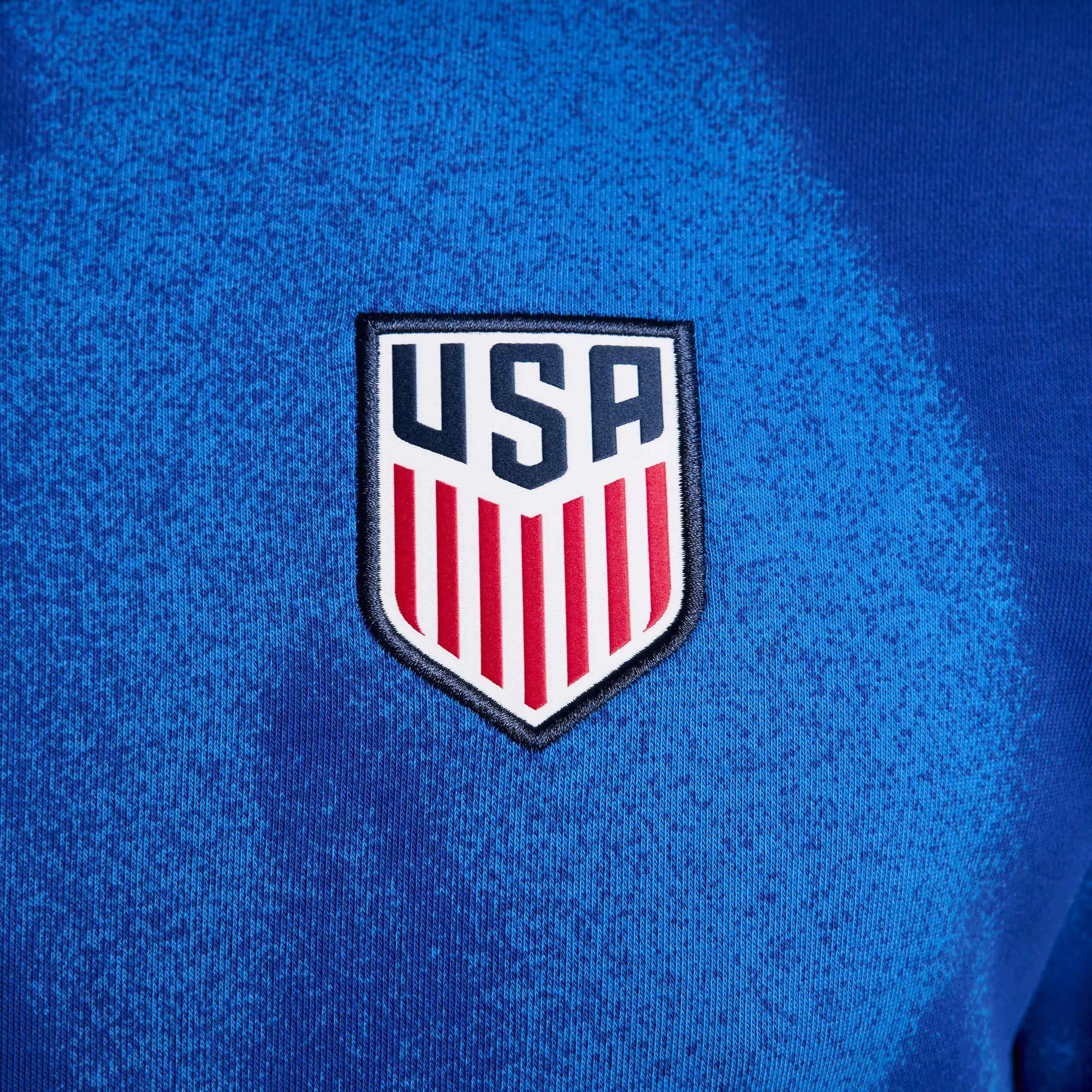 Nike 2024-25 USA Men's Club Pullover Hoodie (Detail 3)