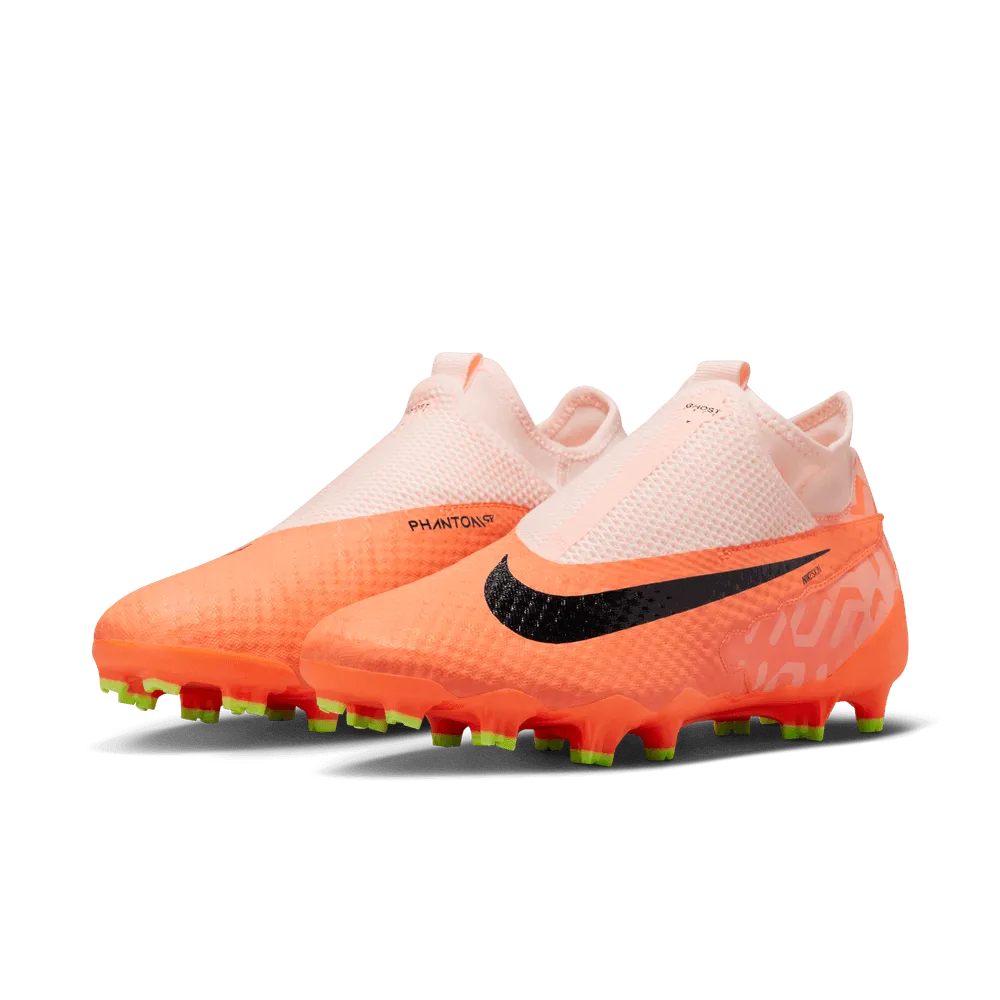 Nike Phantom GX Academy DF WC FG - MG - United Pack (FA23) (Pair - Lateral)