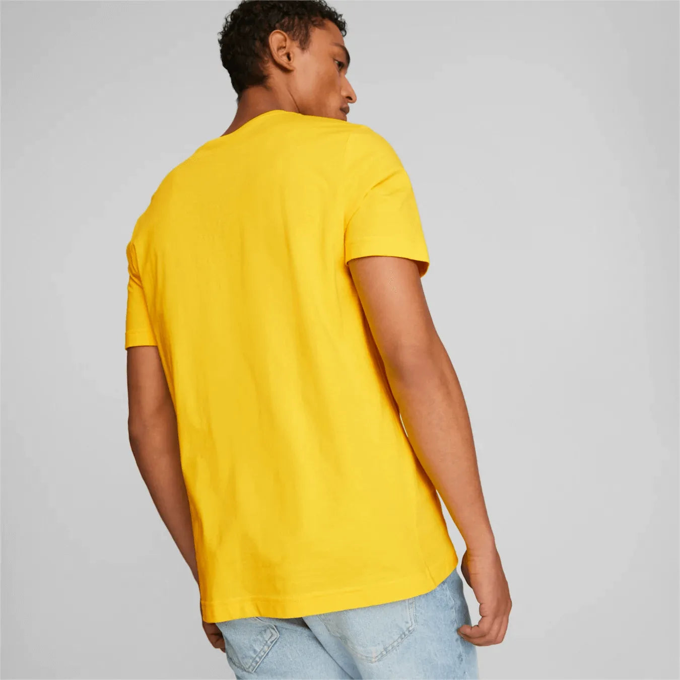 Puma 2022-23 Borussia Dortmund FtblCore Tee - Cyber Yellow (Model - Back)