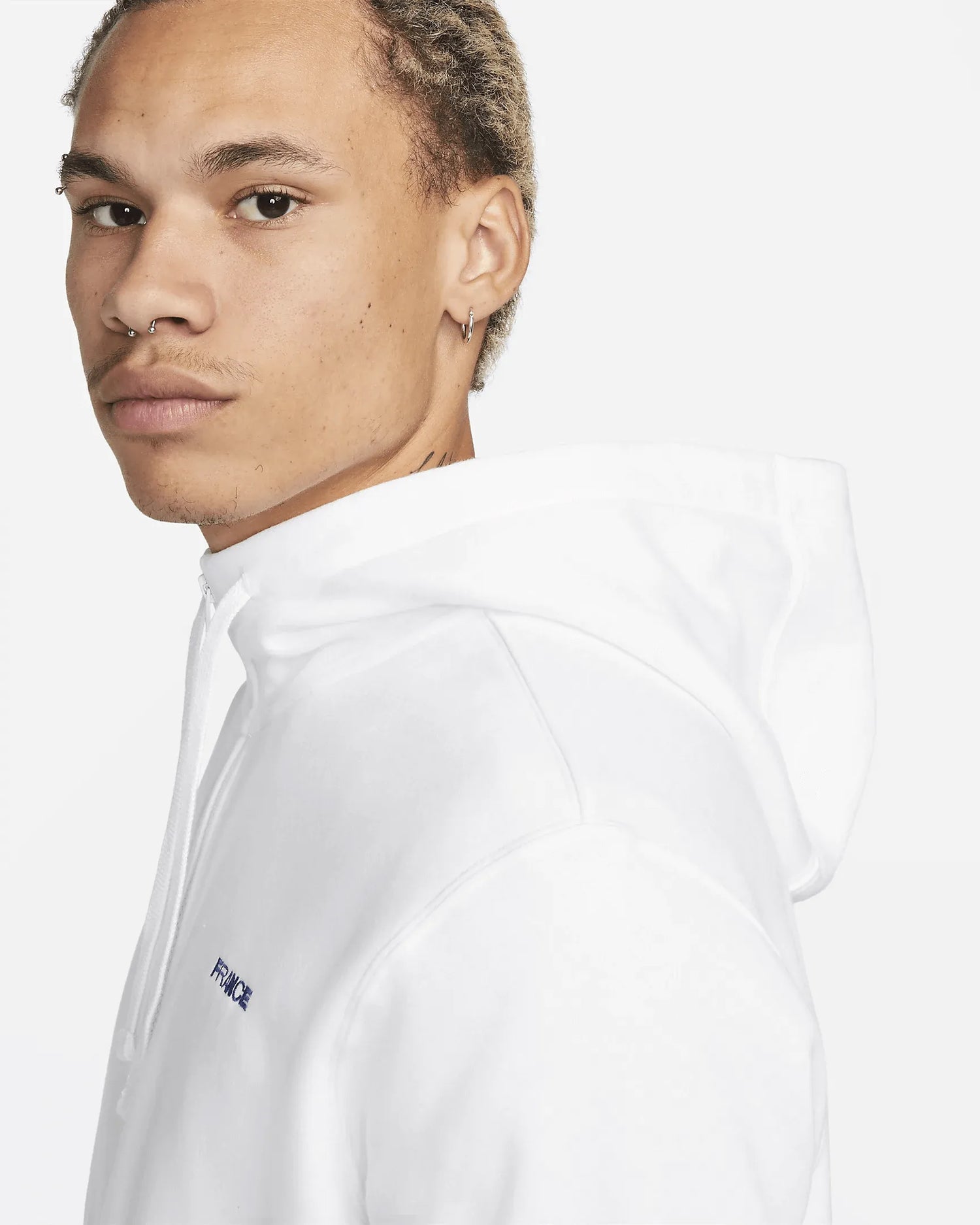 Nike 2022 France Men's Club Fleece Full-Zip Hoodie (Detail 2)