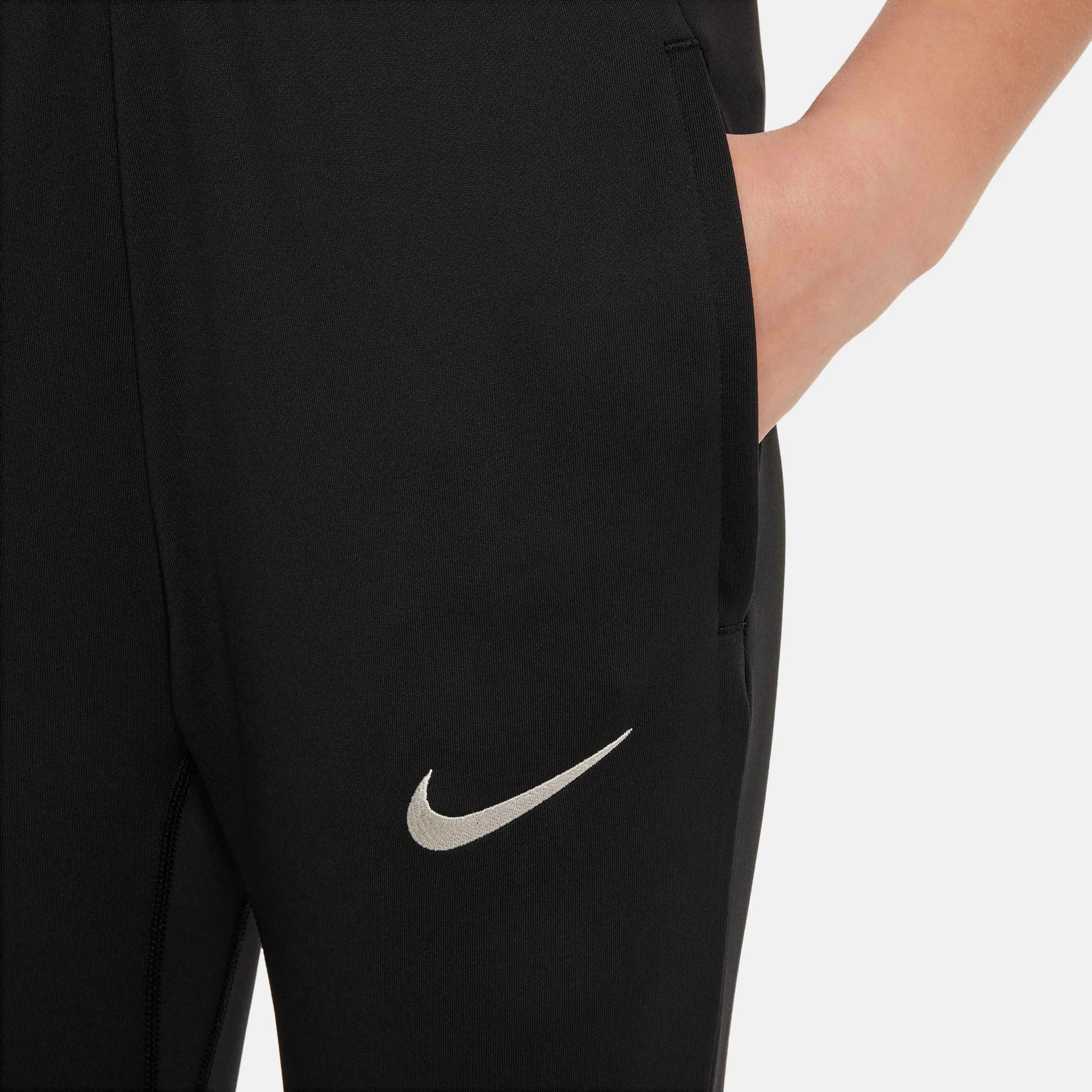 Nike 2024-25 Barcelona Youth Strike Pants (Detail 2)
