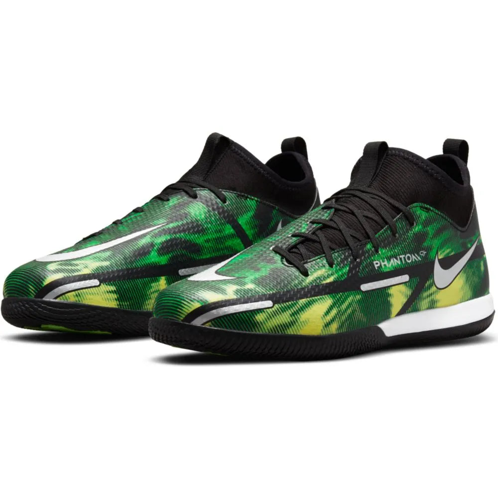 Nike JR Phantom GT2 Academy DF SW IC - Black-Green Strike (Pair - Diagonal)