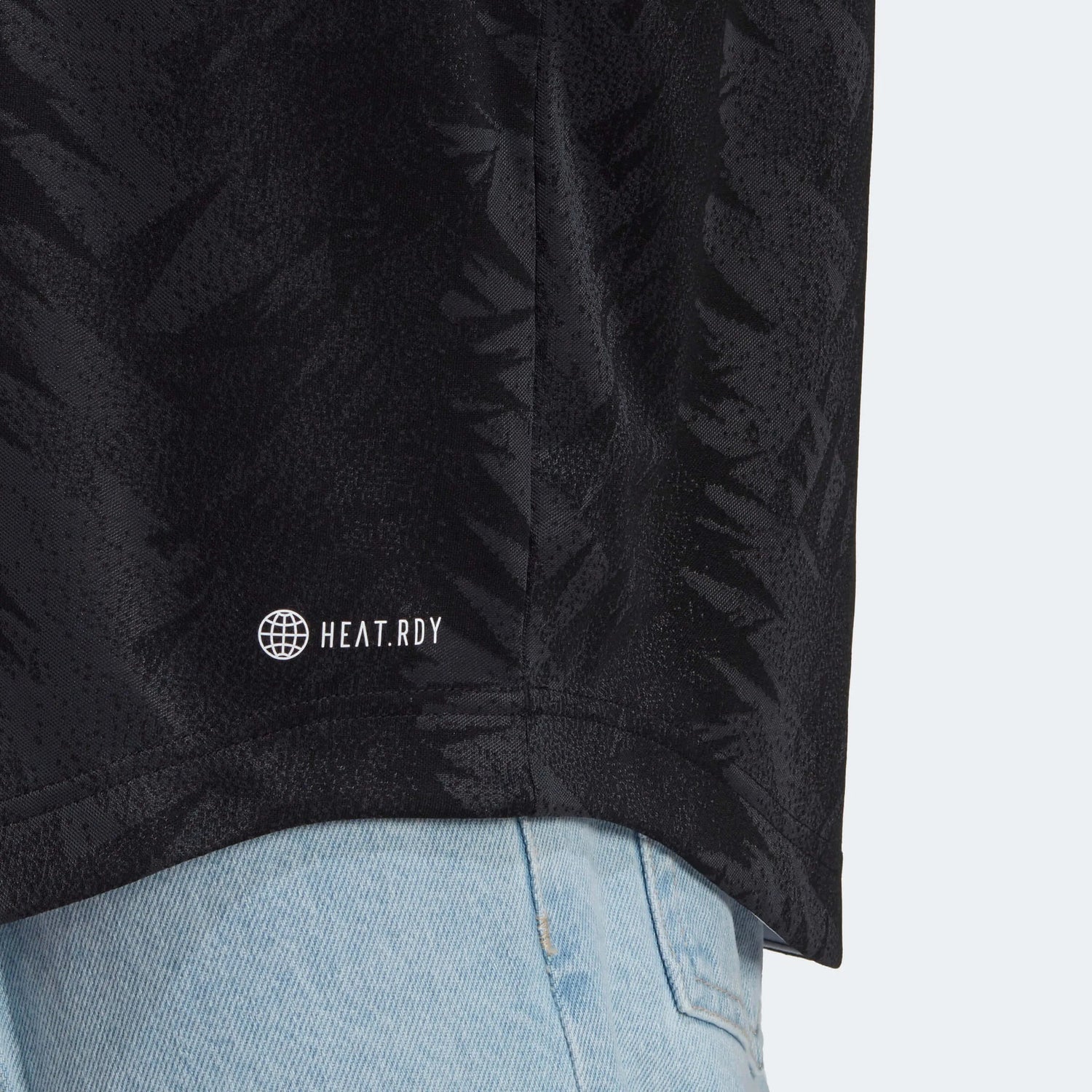 adidas 2022-23 Juventus Authentic Away Jersey - Black (Detail 2)