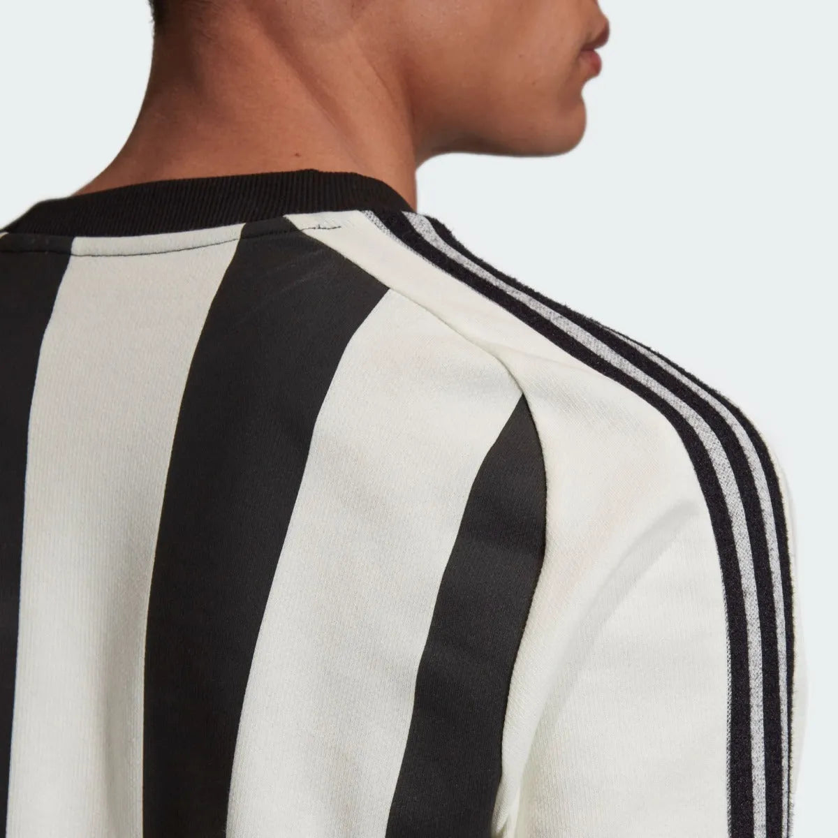Adidas 2020-21 Juventus icons Long-Sleeve Tee - White-Black