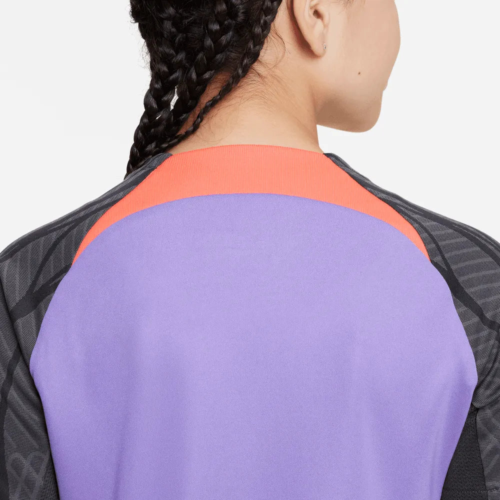 Nike 2023-24 Liverpool Youth Strike Training Jersey (Detail 2)