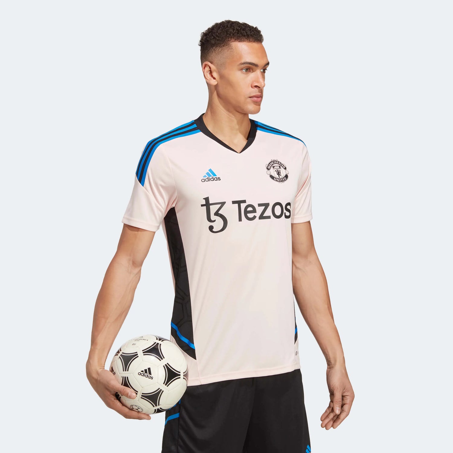 adidas 2023 Manchester United Training Jersey - Icey Pink (Model - Side)