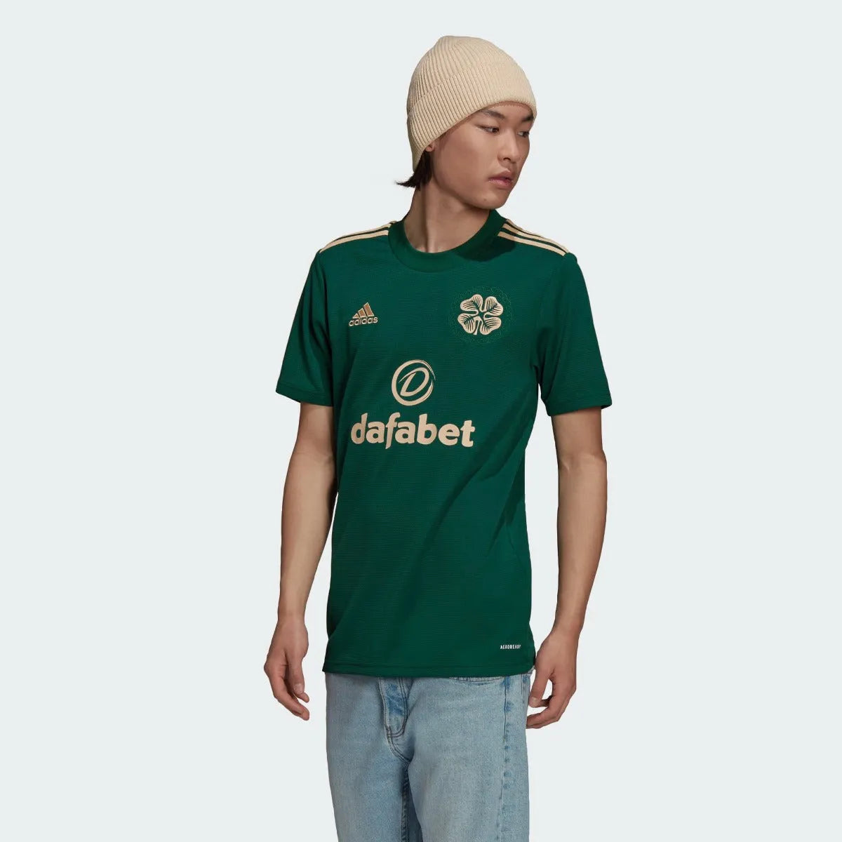 Adidas 2021-22 Celtic Away Jersey - Green (Model - Front)